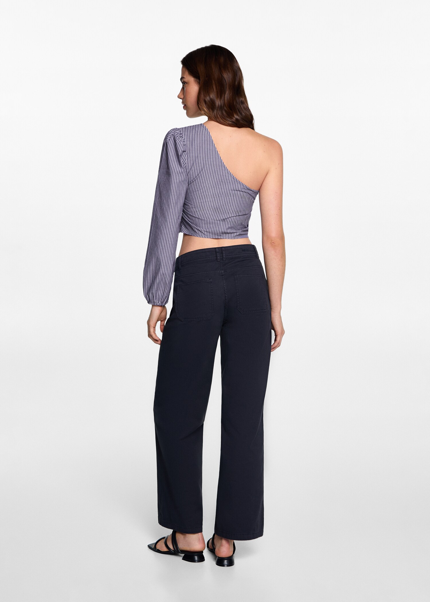 Asymmetrisk stripete bluse - Baksiden av artikkelen