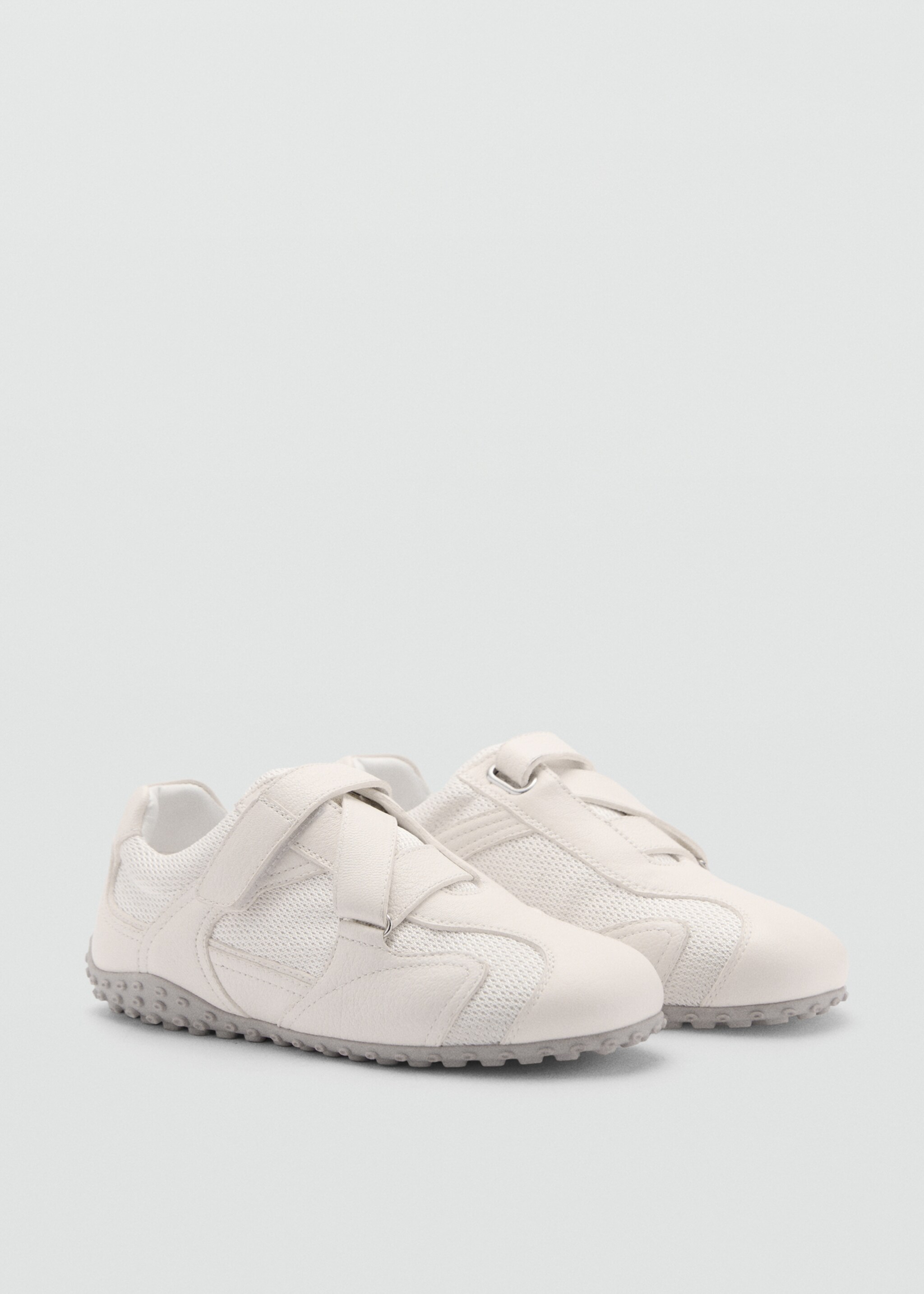 Canvas-Sneakers mit Leder - Mittlere Ansicht, Weiß. Ref: 77094788-00.