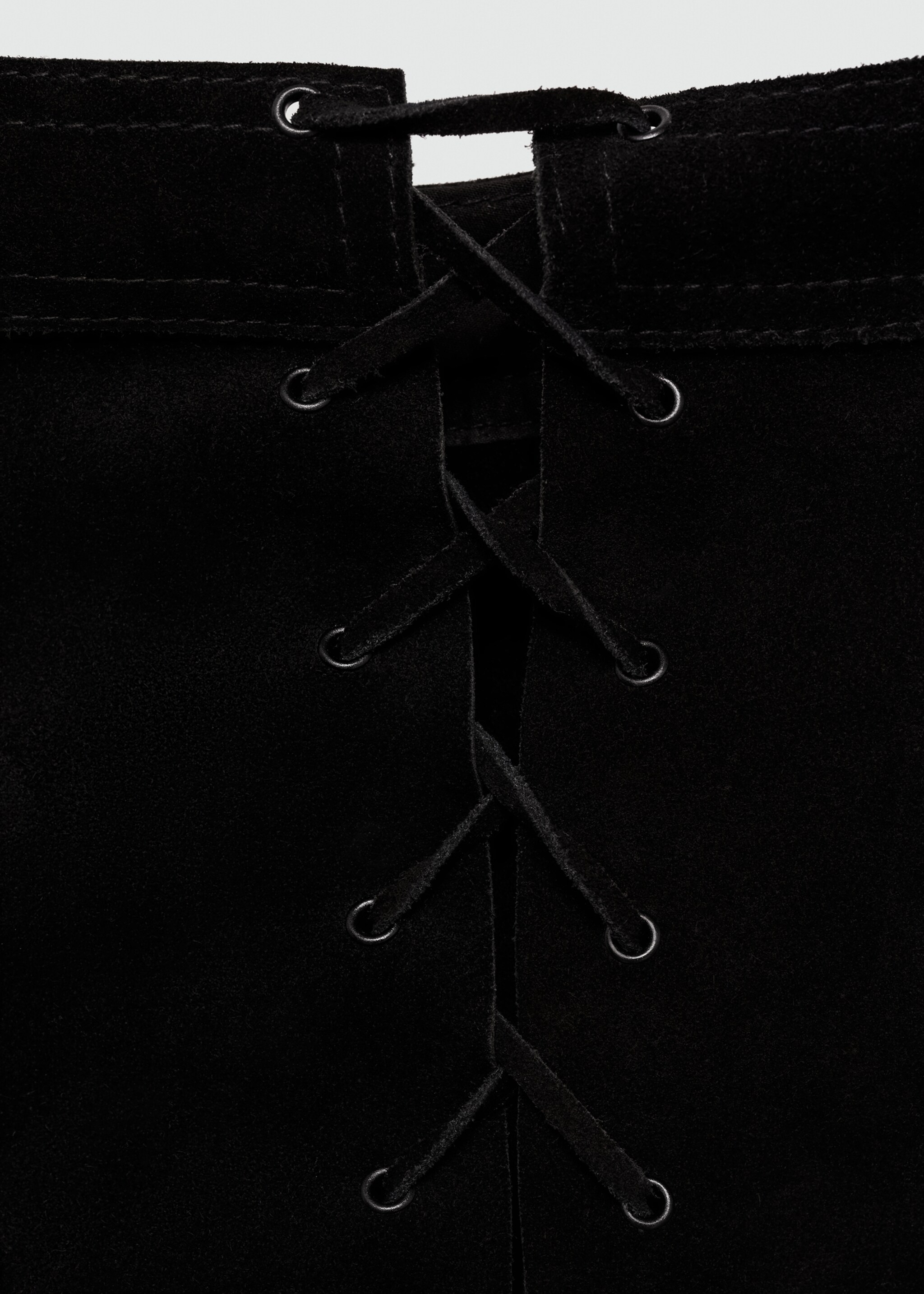 Shorts pell obertures llaços - Detall de l'article 8, Negre. Ref: 77094792-00.