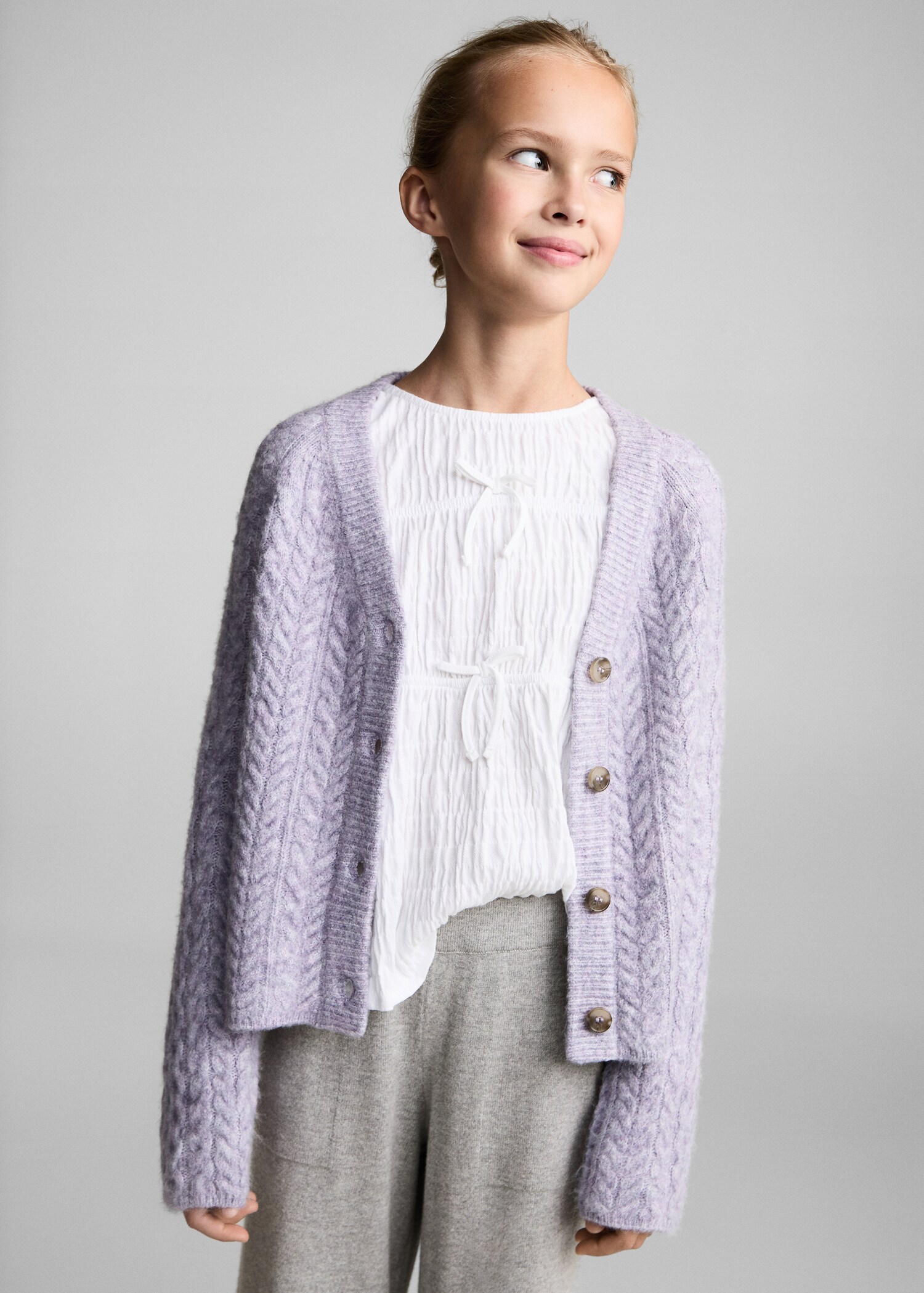 Pantaloni culotte din tricot - Plan mediu