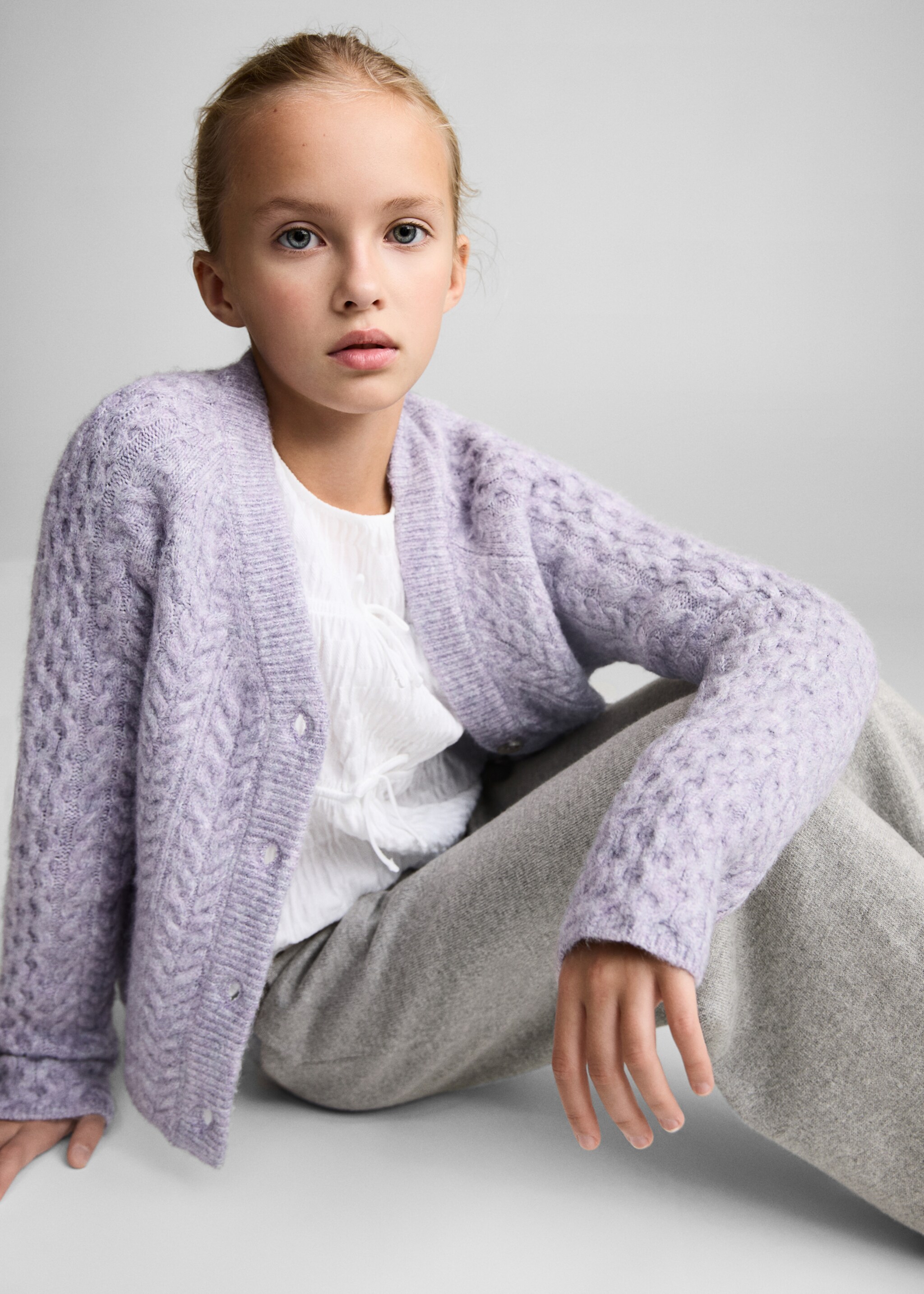 Knitted culotte trousers - Details of the article 1, Medium Heather Grey. Ref: 77095151-00.