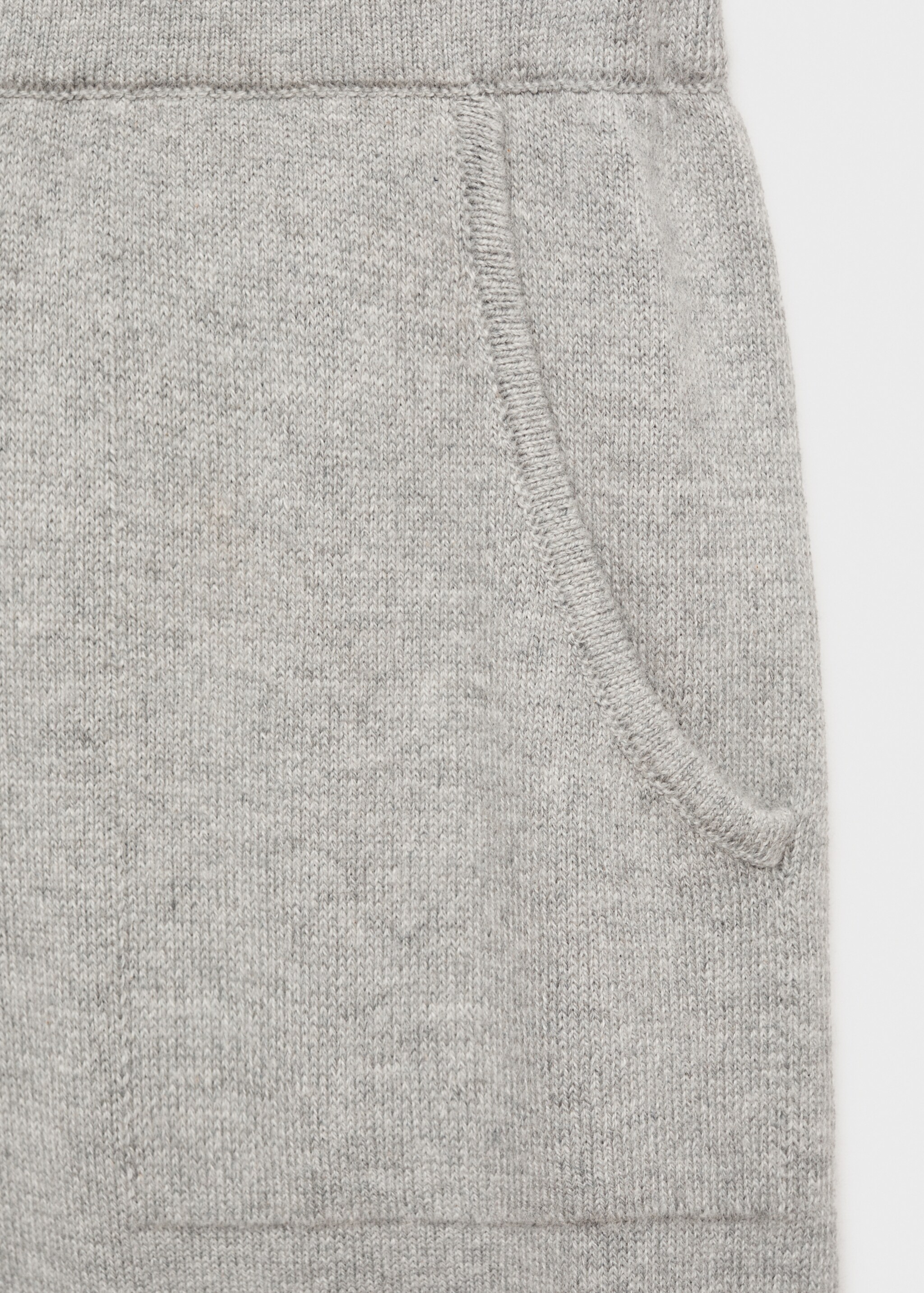 Knitted culotte trousers - Details of the article 8, Medium Heather Grey. Ref: 77095151-00.