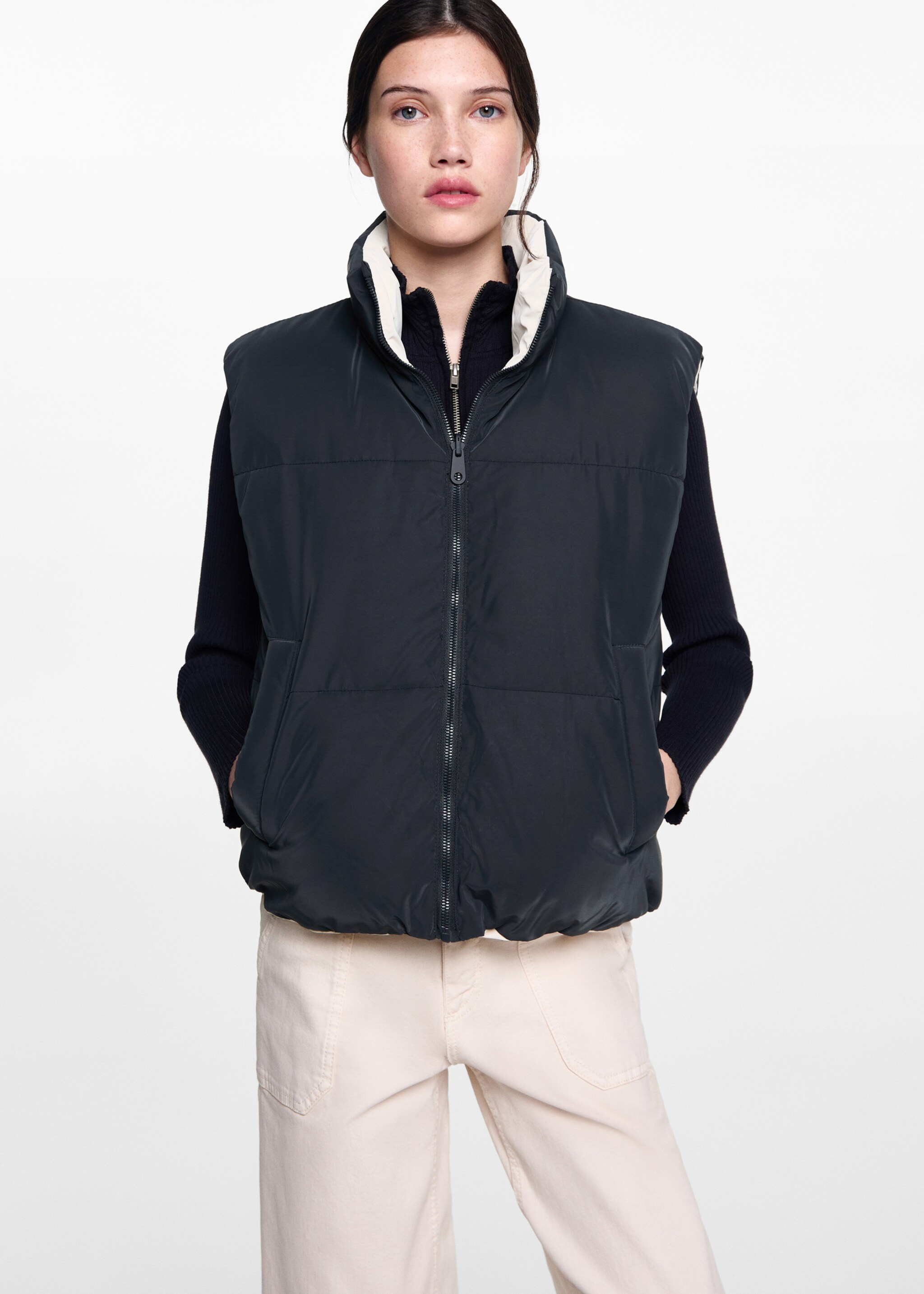 Reversible quilted gilet - Medium plane, Dark Navy. Ref: 77095628-00.