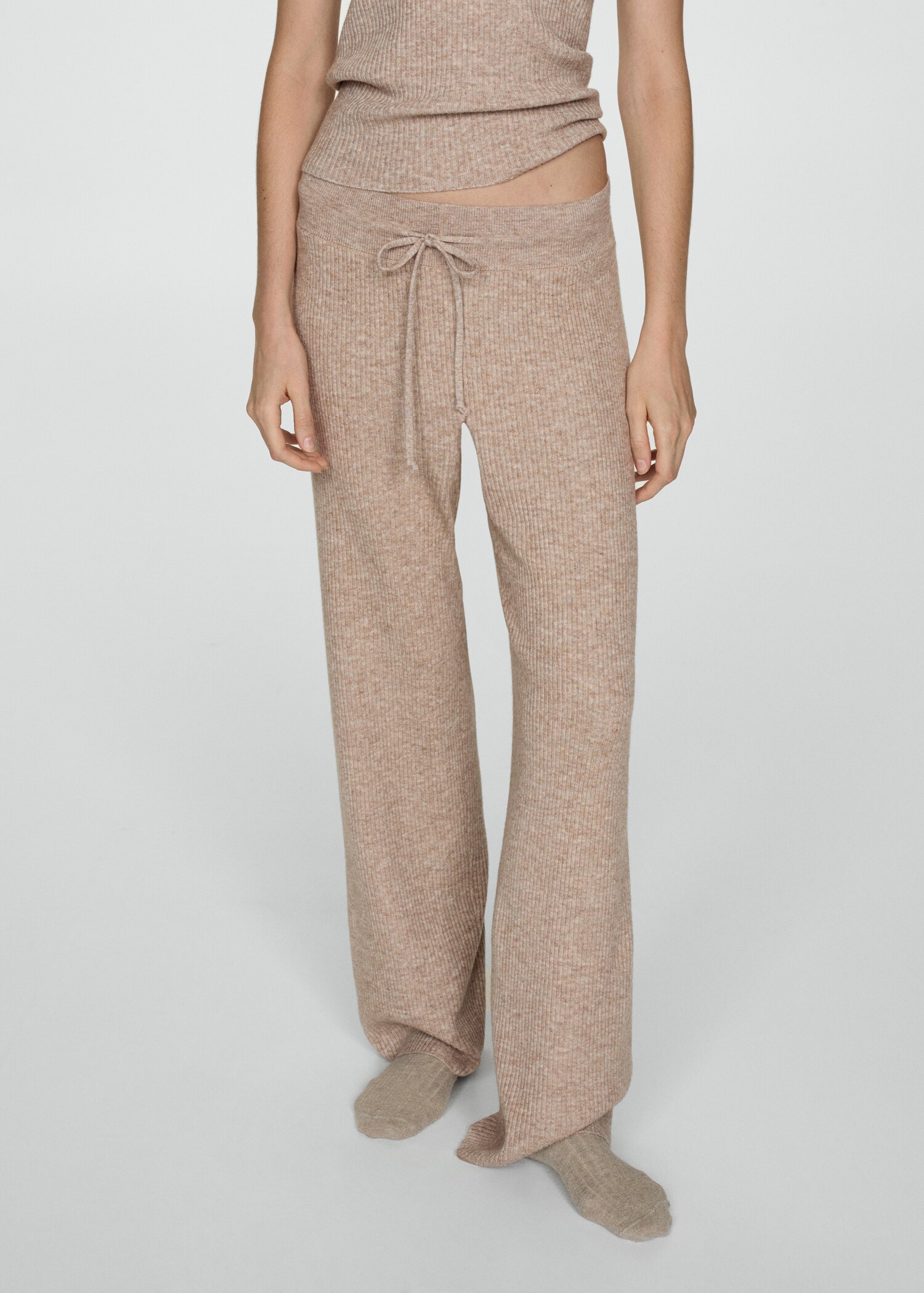 Pantalon maille côtelée fine - Plan moyen