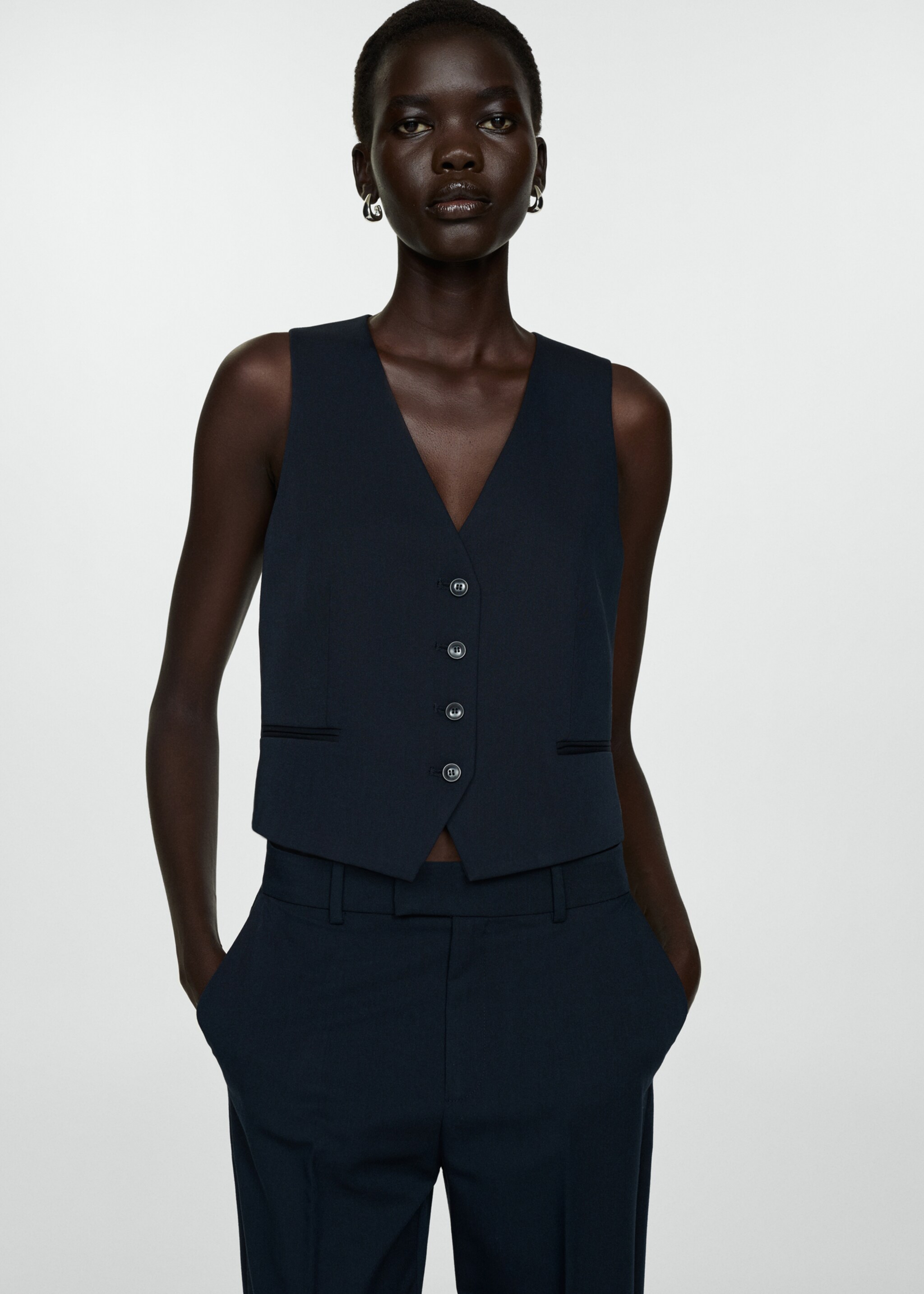 Suit waistcoat with buttons - Medium plane, Dark Navy. Ref: 77095636-00.