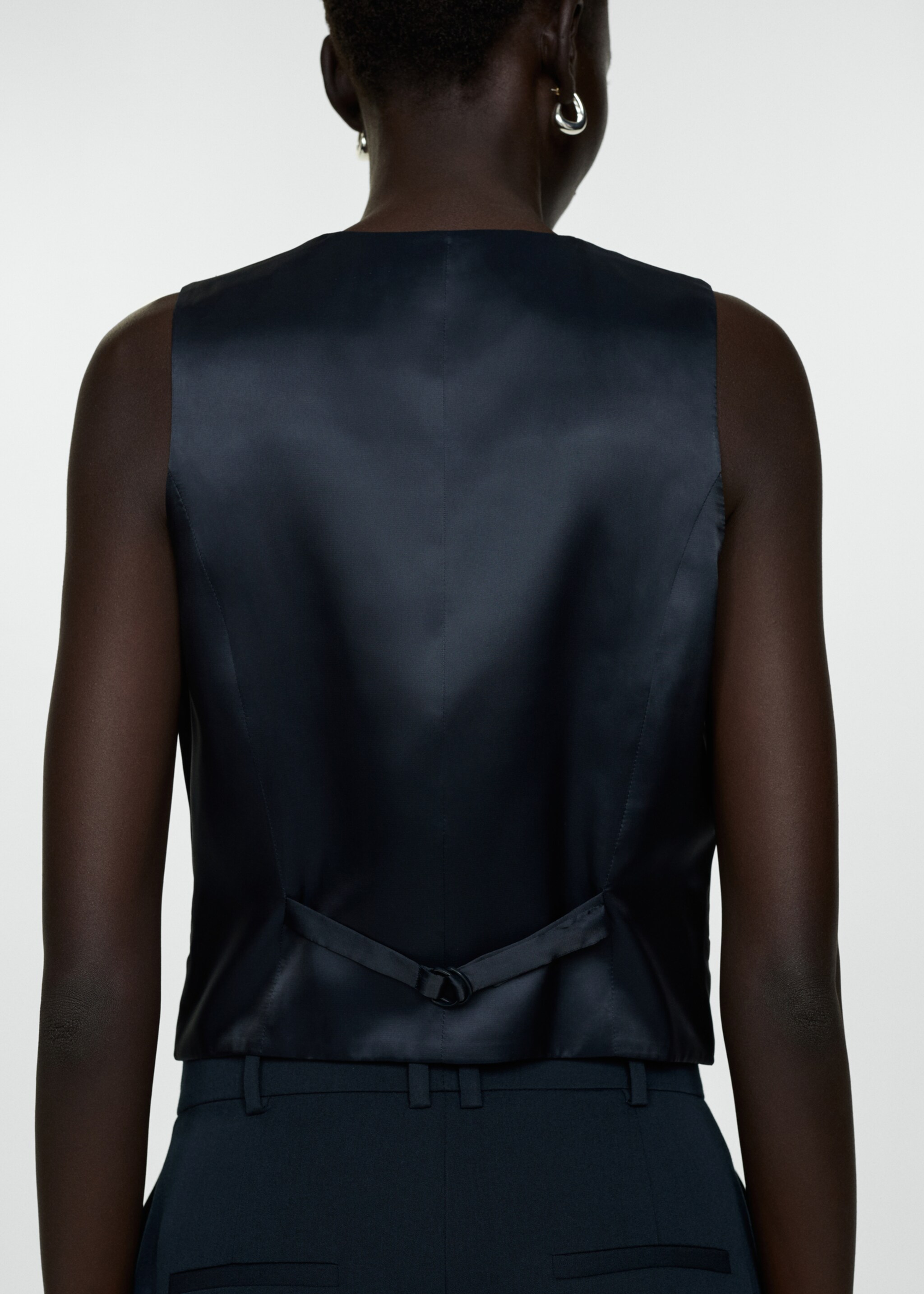 Suit waistcoat with buttons - Reverse of the article, Dark Navy. Ref: 77095636-00.