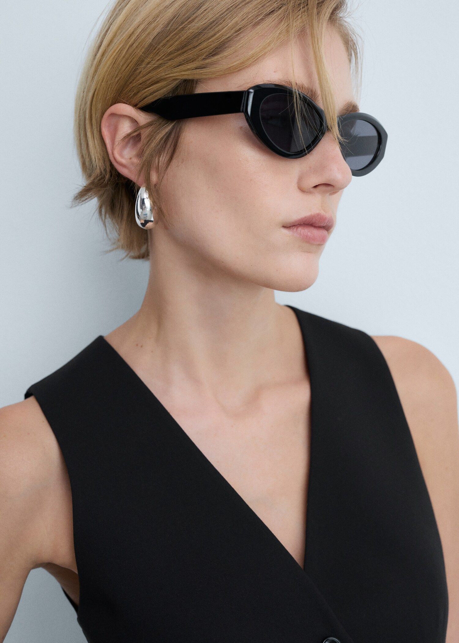 Väst med knappar - Detaljer om artikeln 1