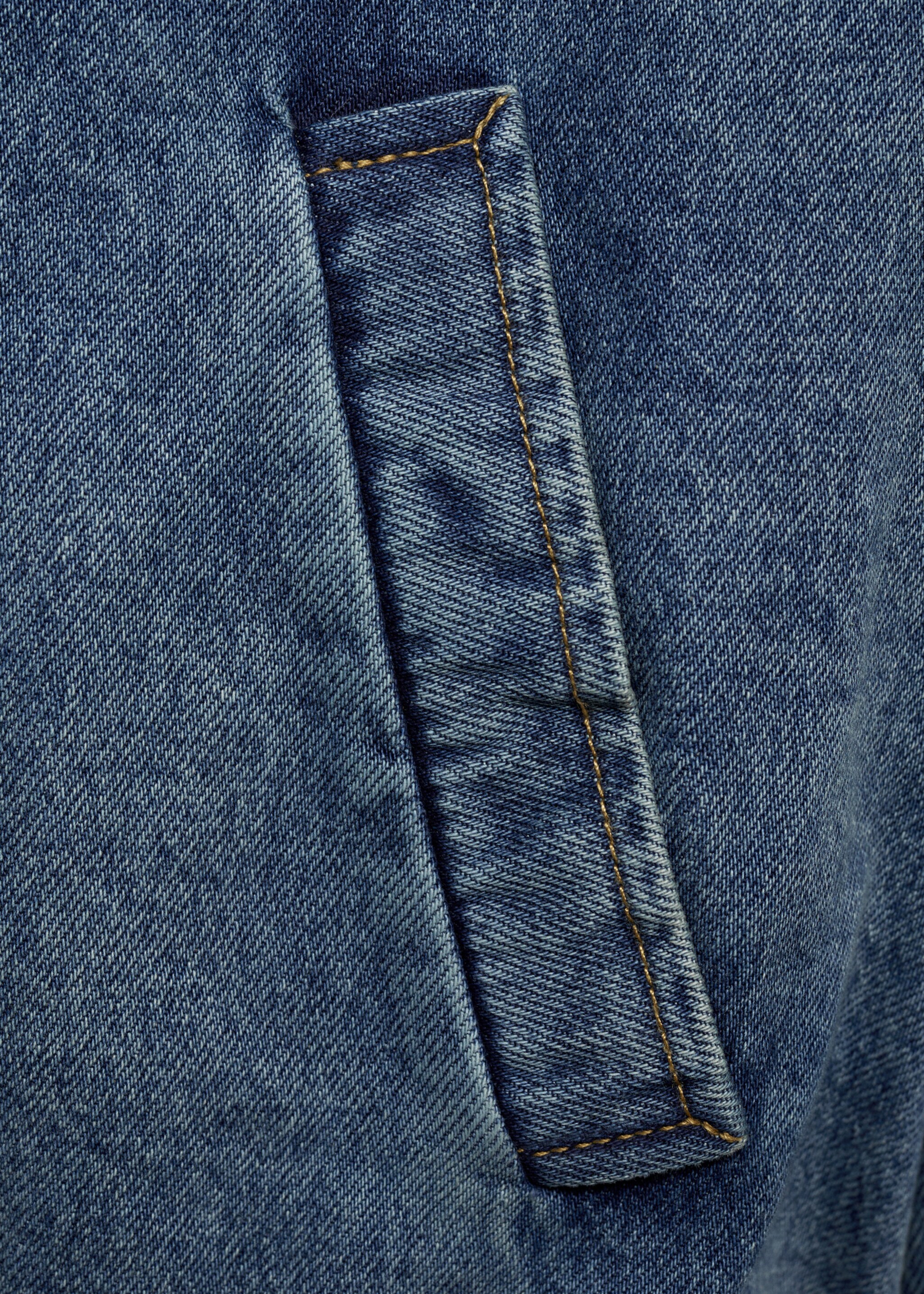 Pocketed denim jacket - Details of the article 0, Medium Blue. Ref: 77095641-00.
