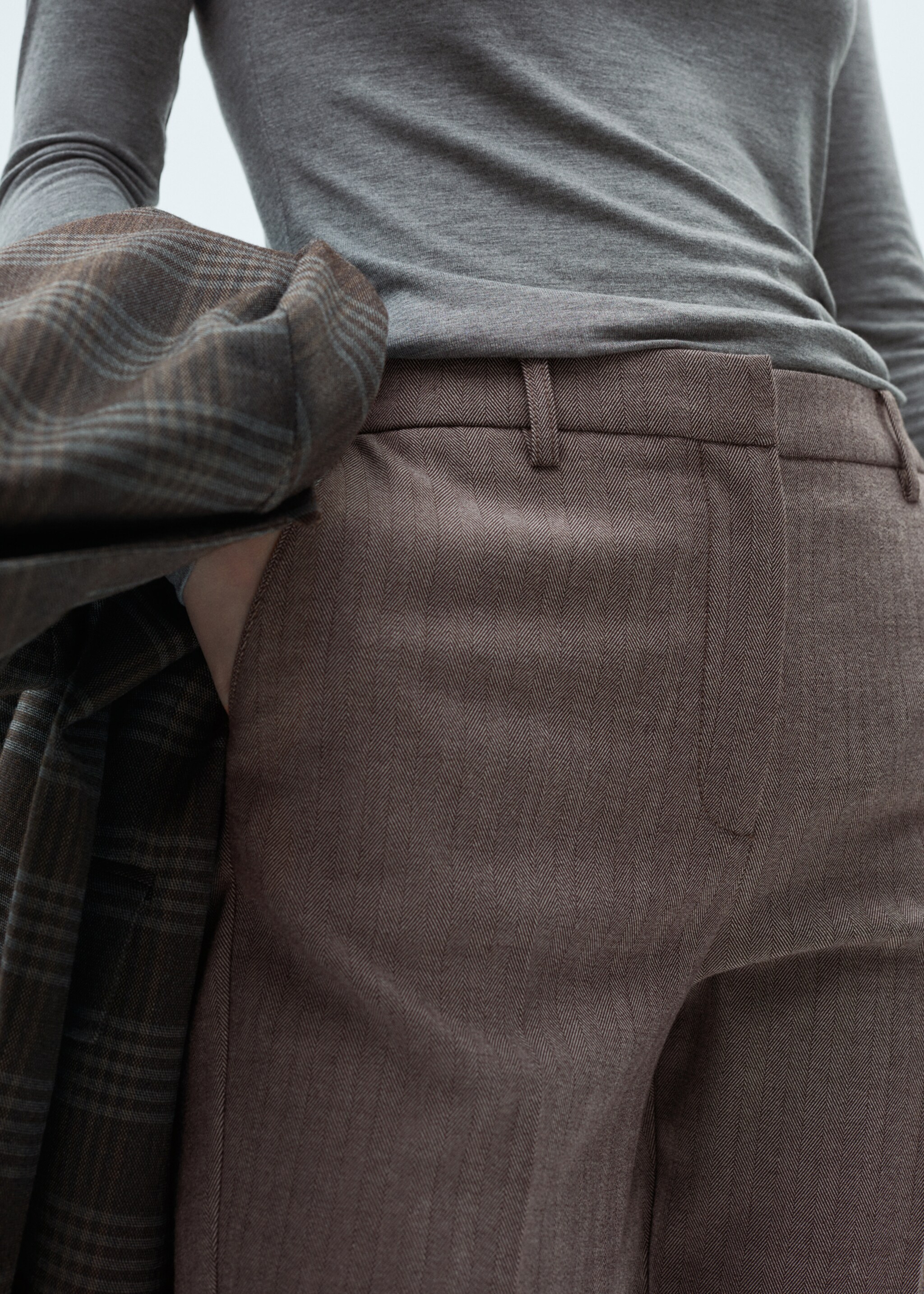 Skinny Hose mit mittelhohem Bund - Detail des Artikels 6, Beige. Ref: 77095644-00.