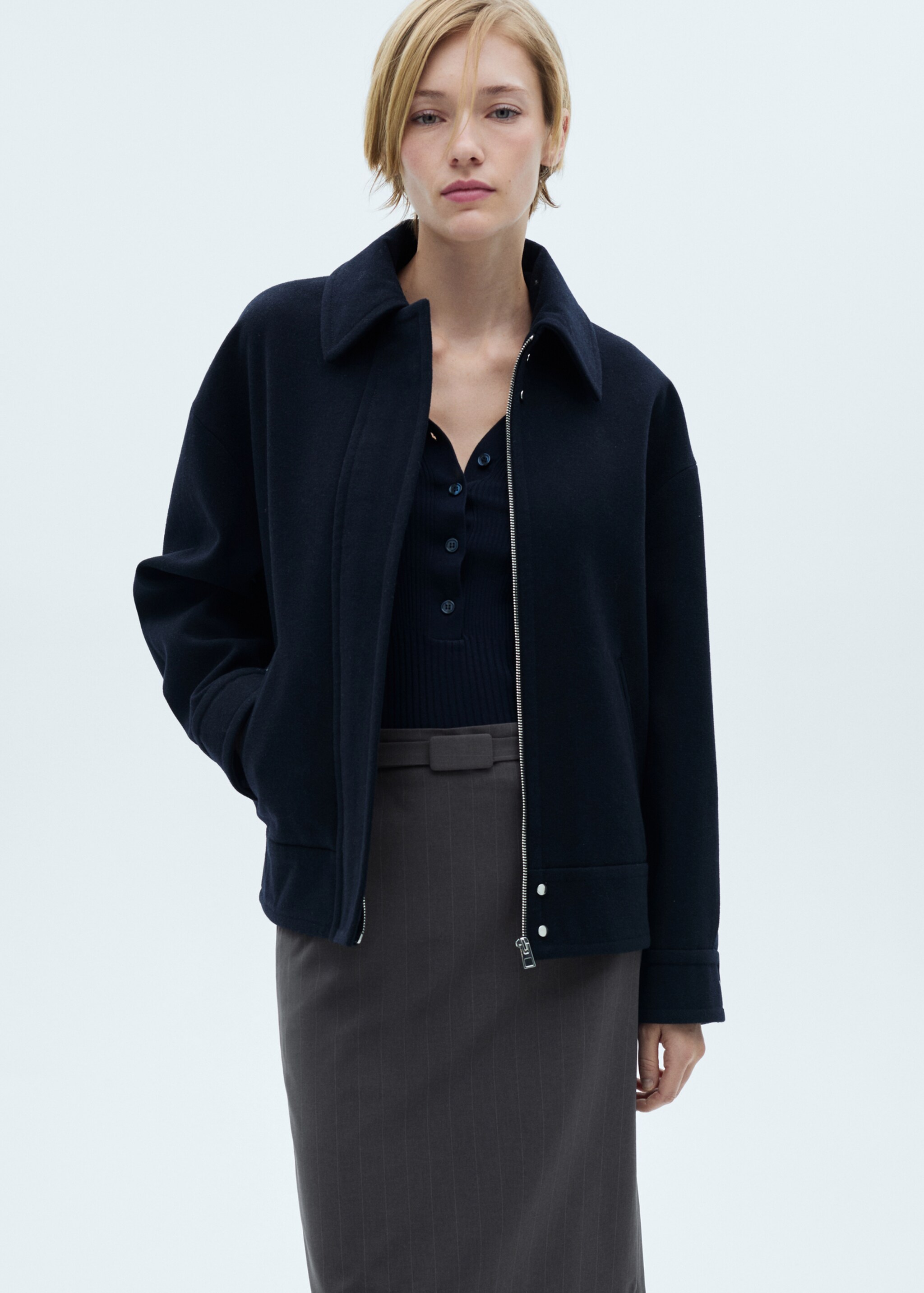 Pinstripe pencil skirt - Details of the article 2, Grey. Ref: 77095649-00.