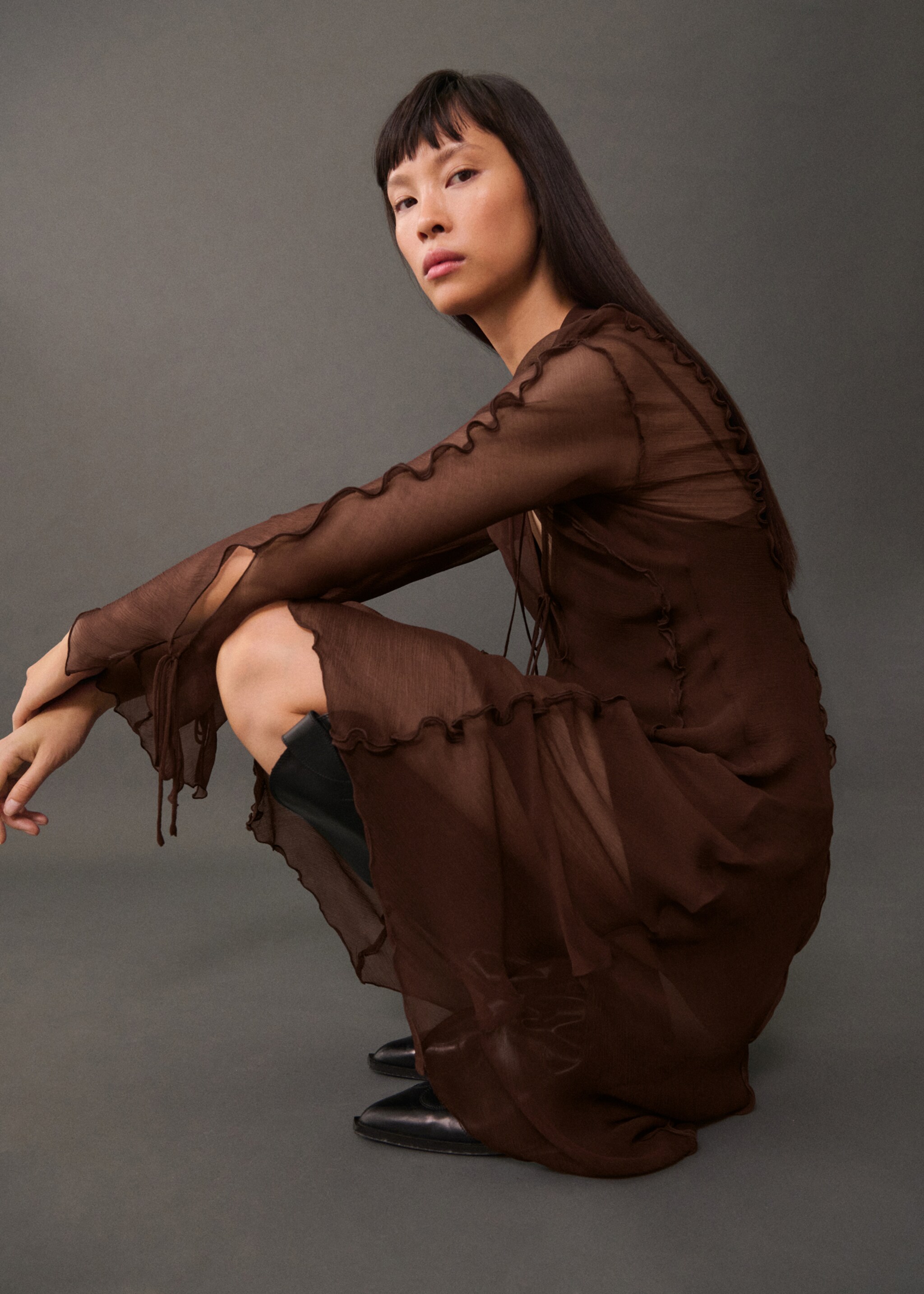 Vestido gasa evasé - Details of the article 2, Brown. Ref: 77095652-00.