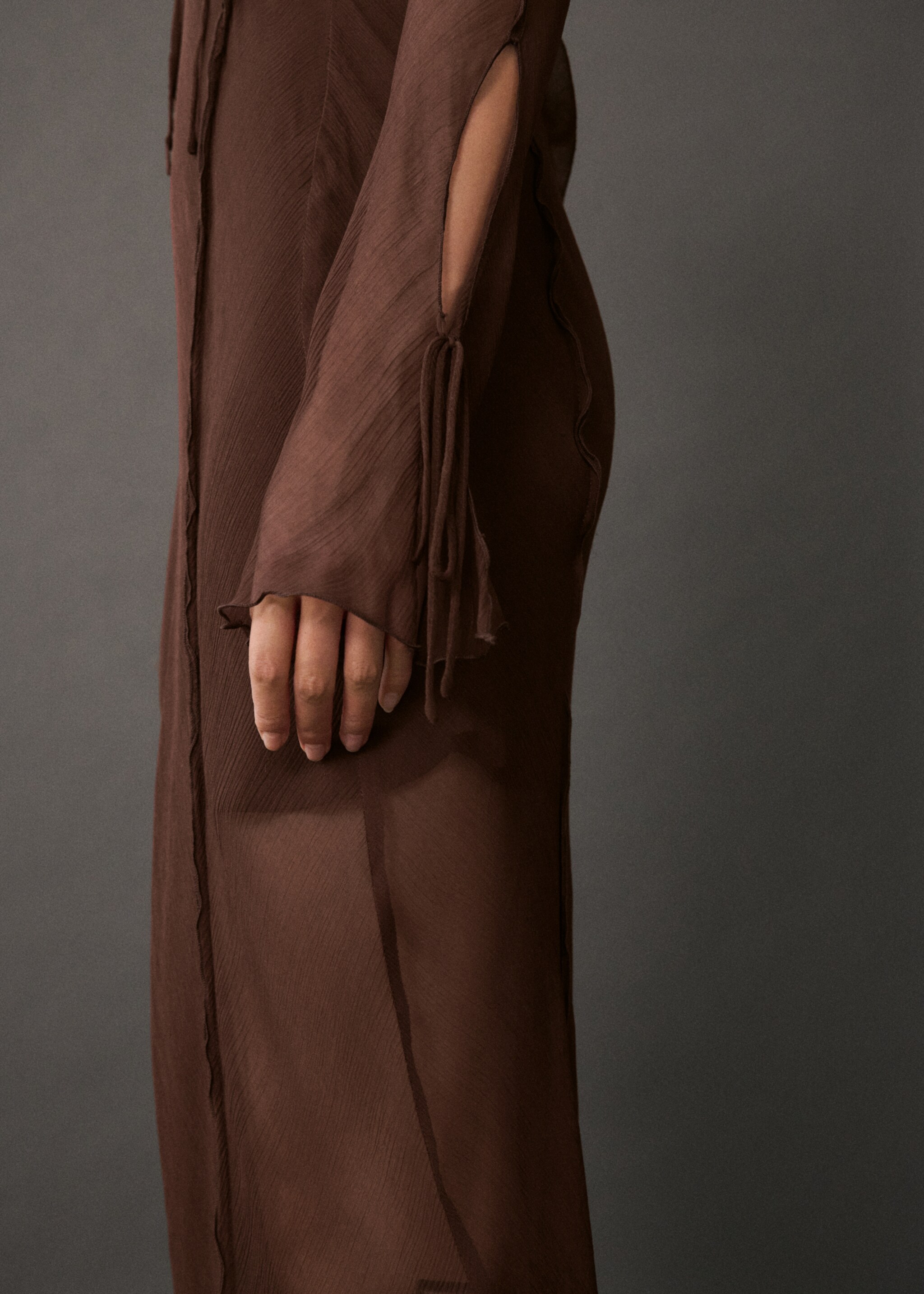 Vestido gasa evasé - Details of the article 6, Brown. Ref: 77095652-00.