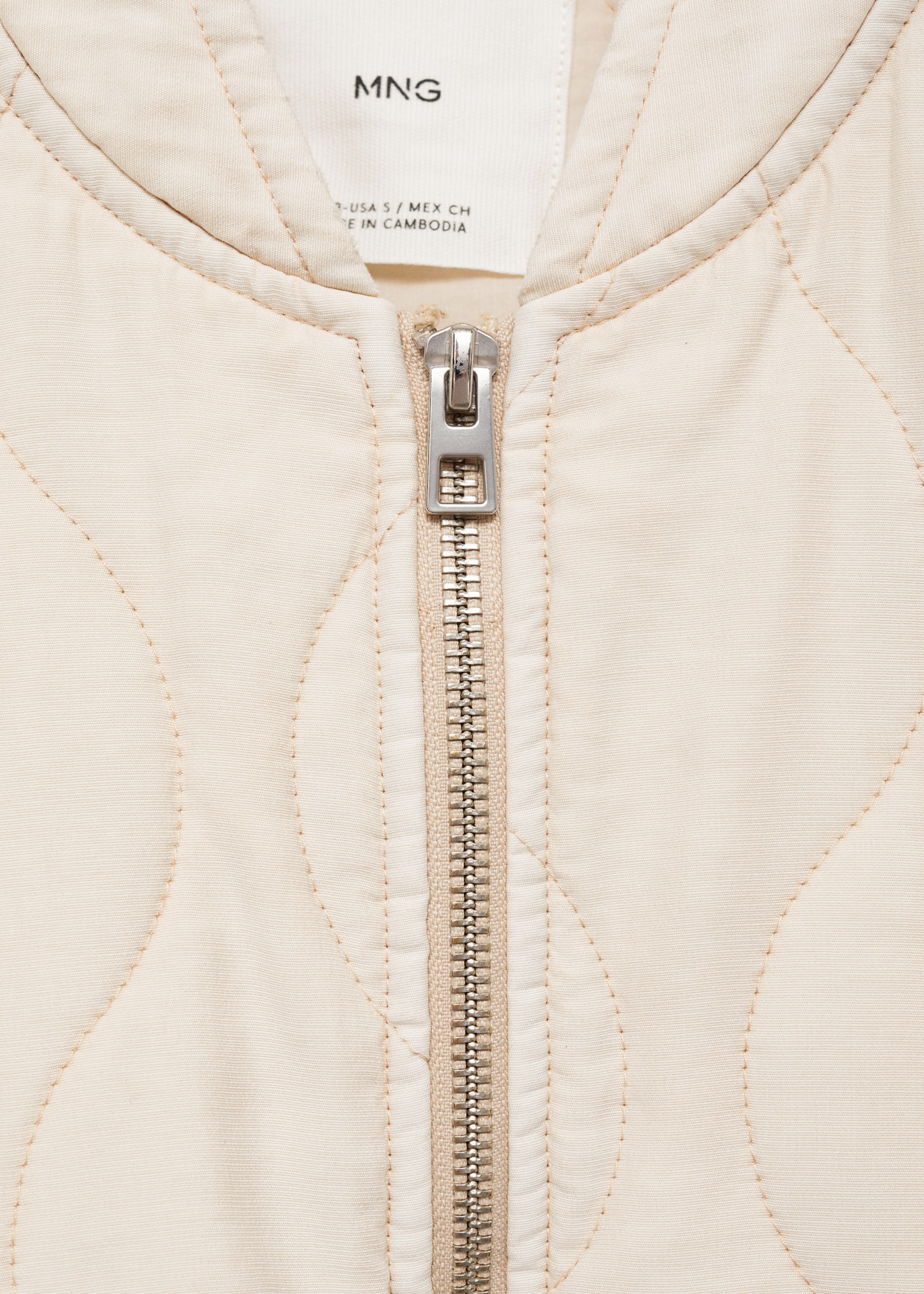 Stepp-Bomberjacke - Detail des Artikels 8, Ecru. Ref: 77095653-00.