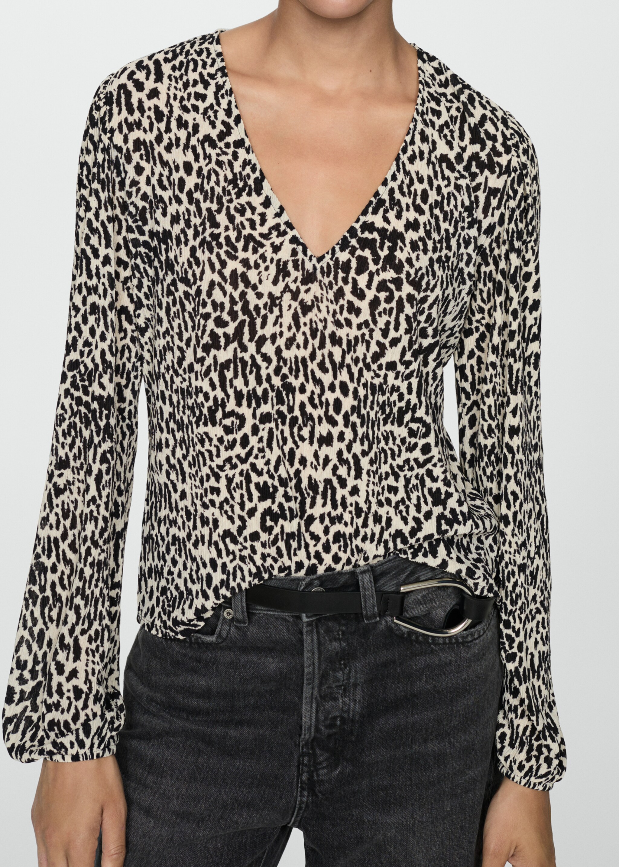 Animal-print blouse - Medium plane, Ecru. Ref: 77095654-00.