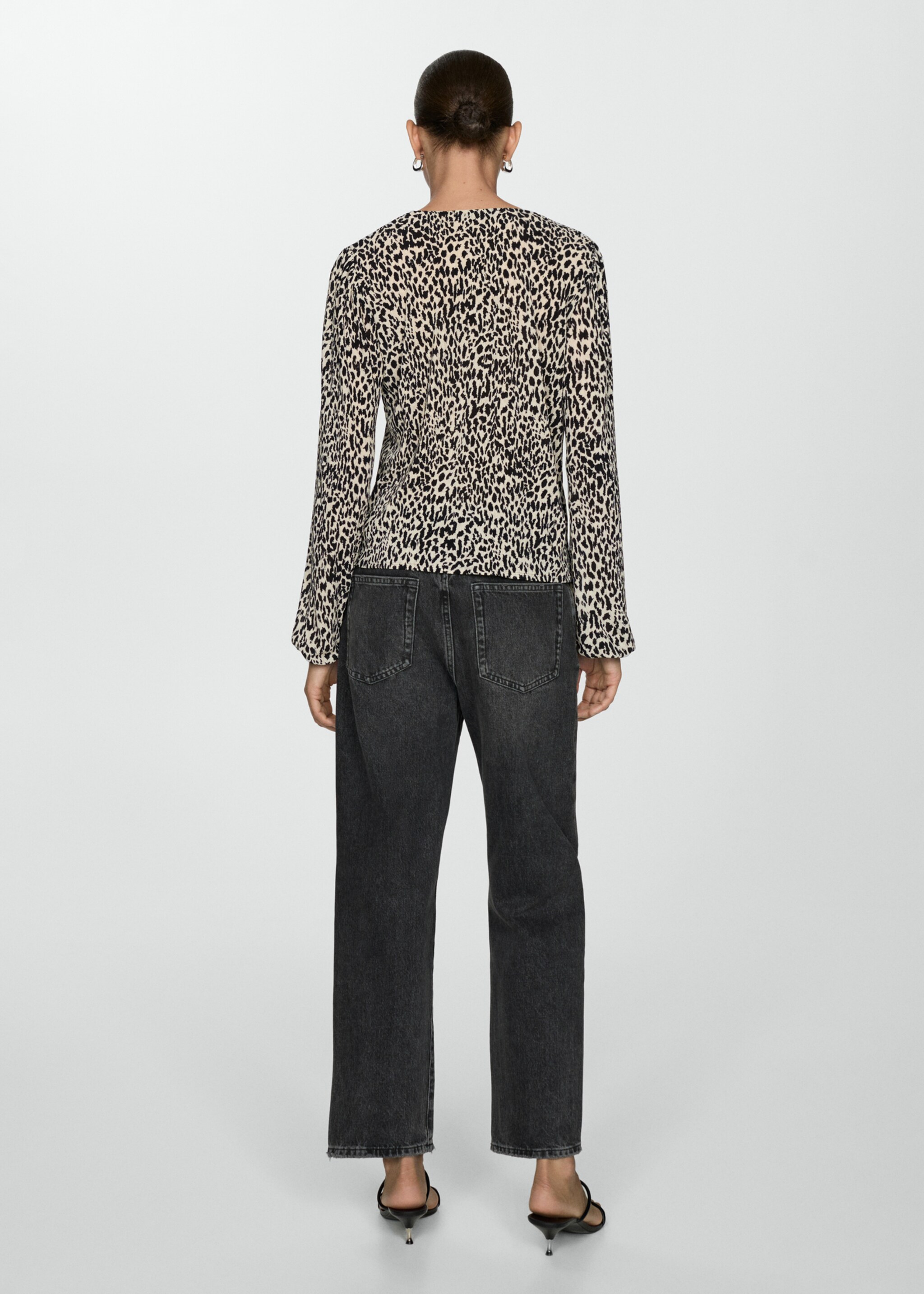 Animal-print blouse - Reverse of the article, Ecru. Ref: 77095654-00.