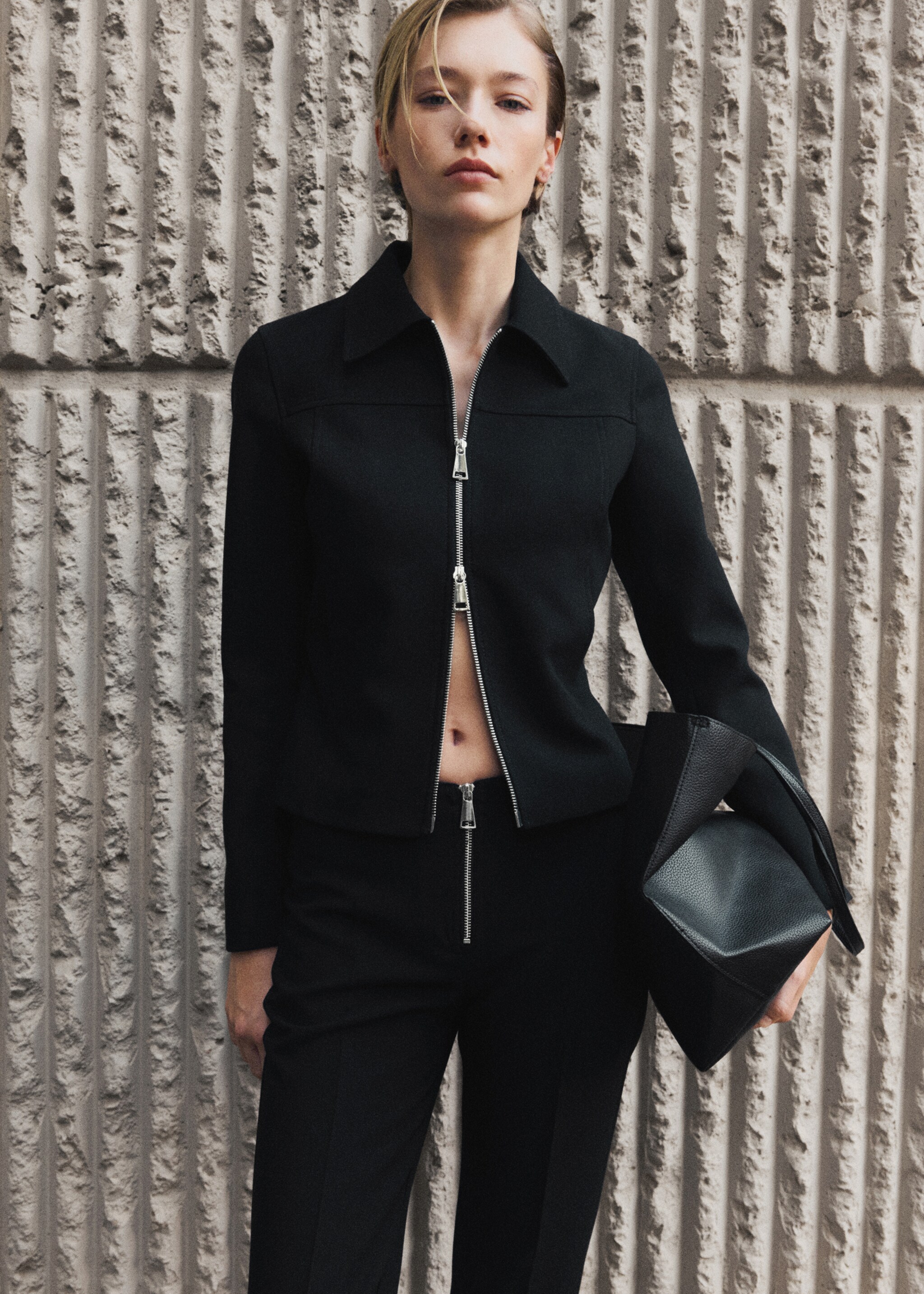 Jacket with double zip - Details of the article 6, Black. Ref: 77095657-00.