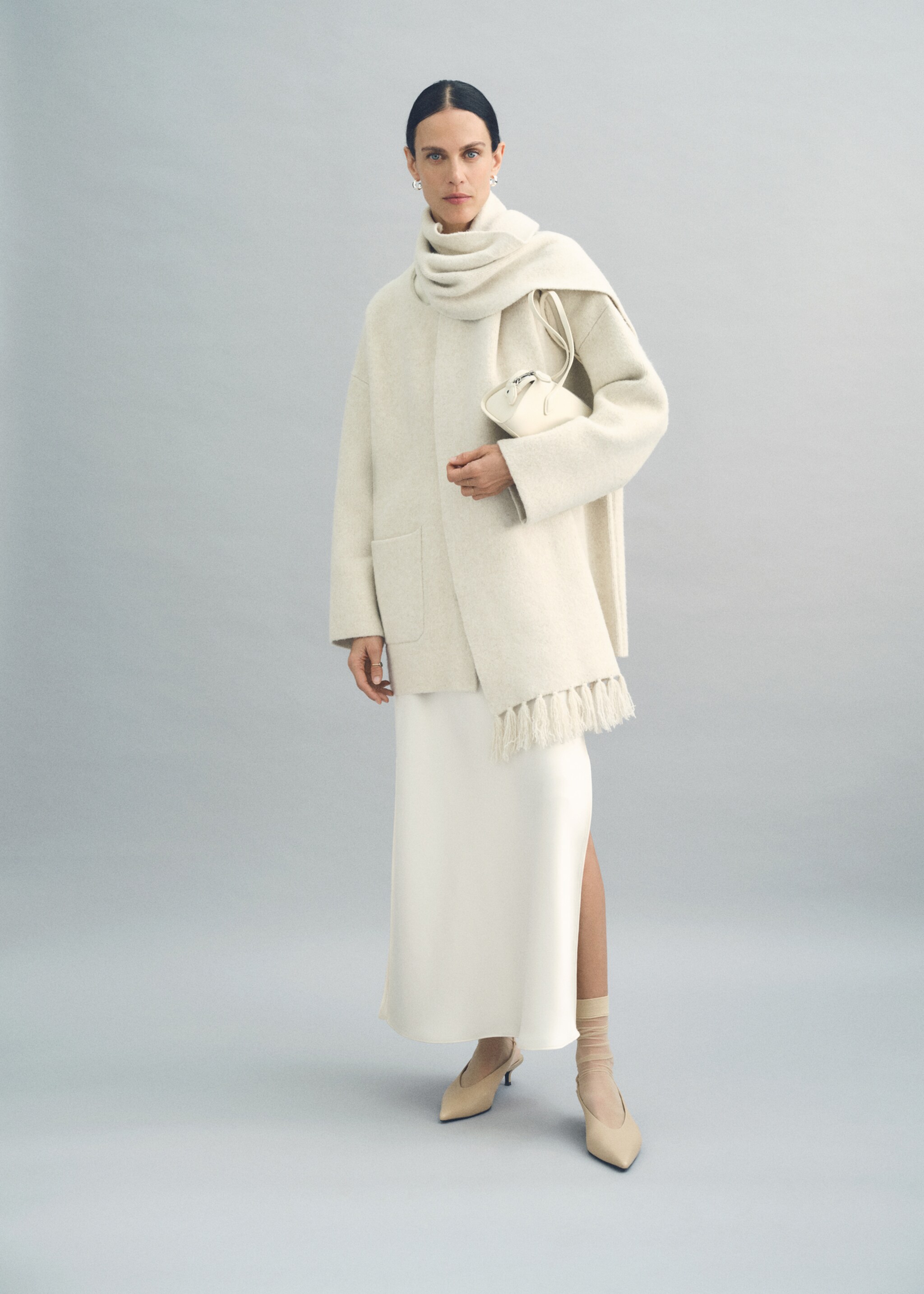 Knitted coat with detachable scarf - Details of the article 6, Ecru. Ref: 77095660-00.