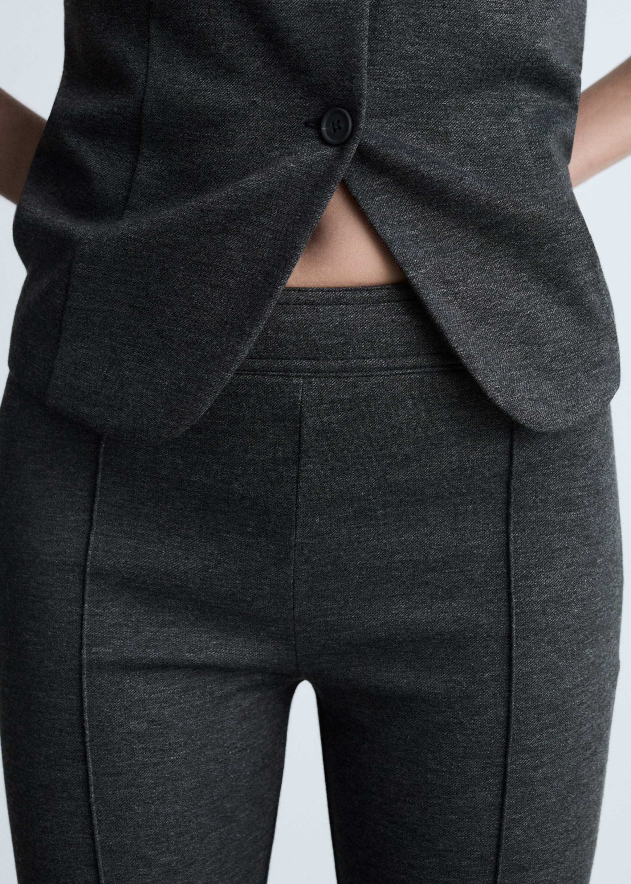 Flared trousers with seams - Details of the article 6, Grey. Ref: 77095661-00.