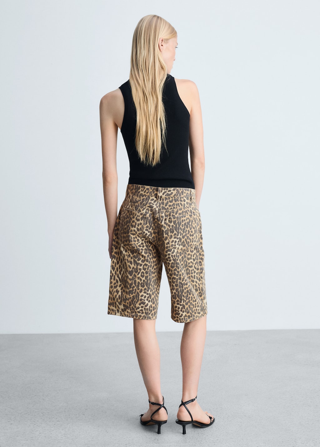 High-waist leopard-print bermuda shorts - Women | MANGO