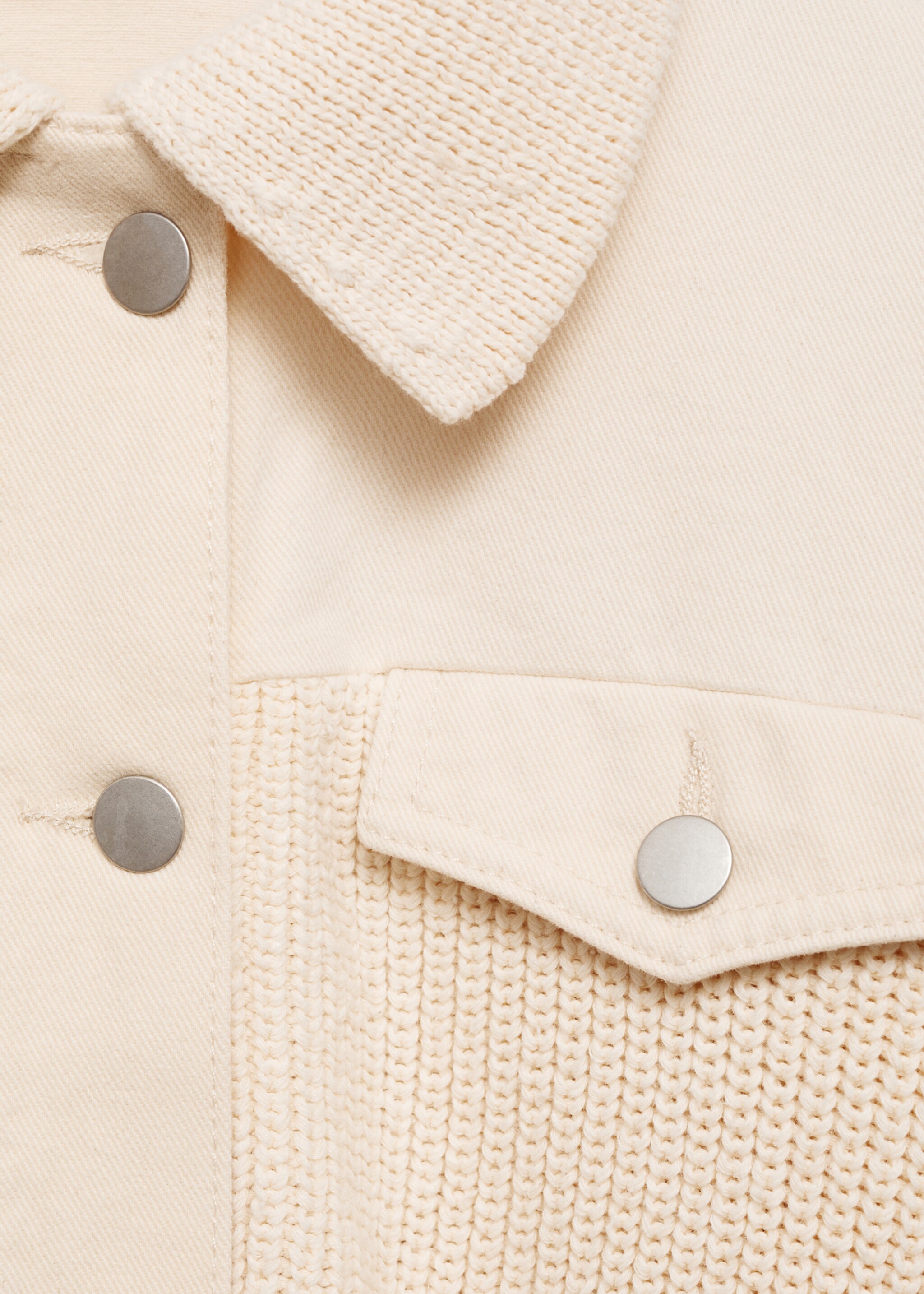 Combined knitwear jacket - Details of the article 8, Ecru. Ref: 77095669-00.