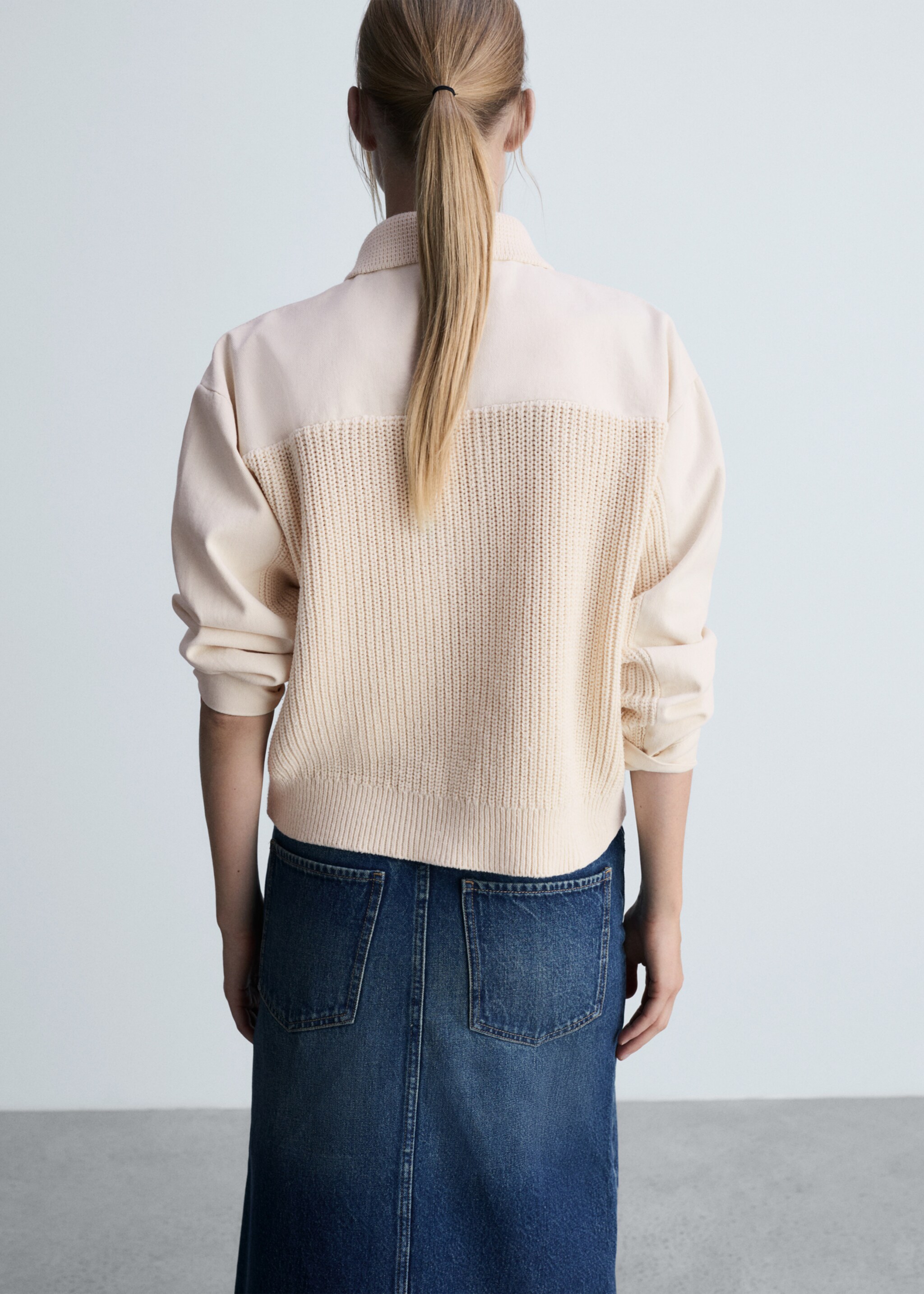 Combined knitwear jacket - Reverse of the article, Ecru. Ref: 77095669-00.