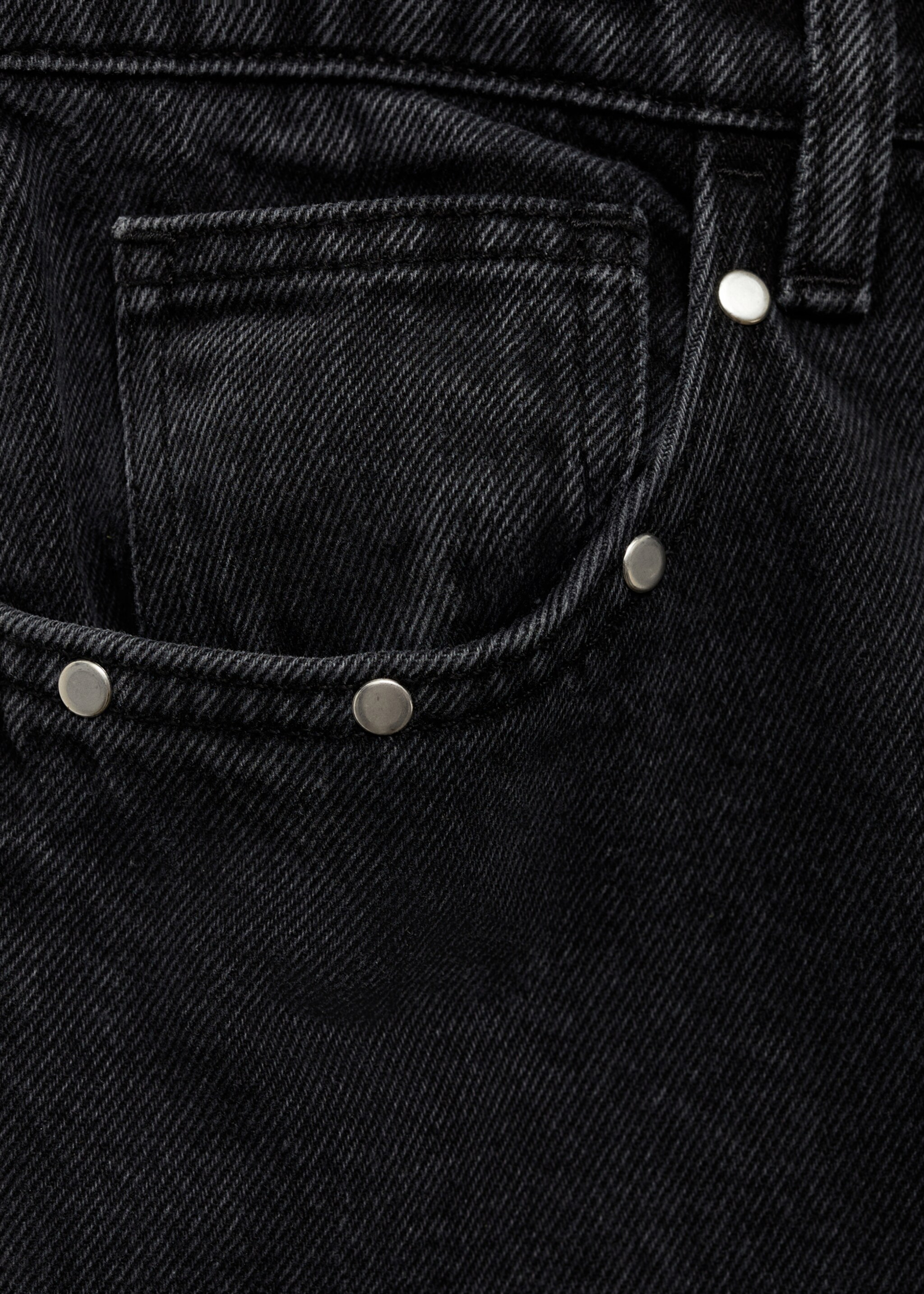 Gerade Jeans mit Nieten - Detail des Artikels 8, Black denim. Ref: 77095673-00.