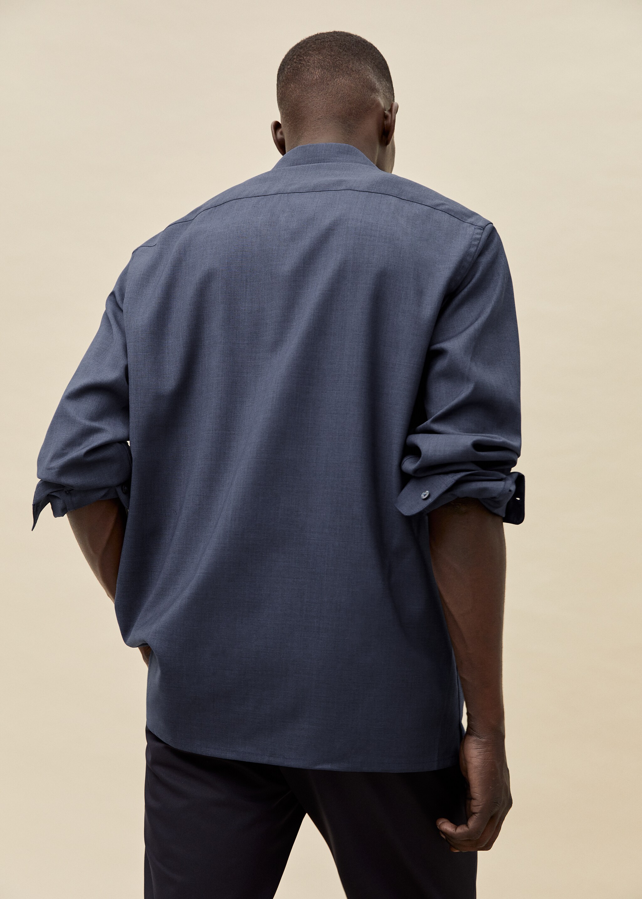 Camisa regular fit lana técnica - Reverso del artículo