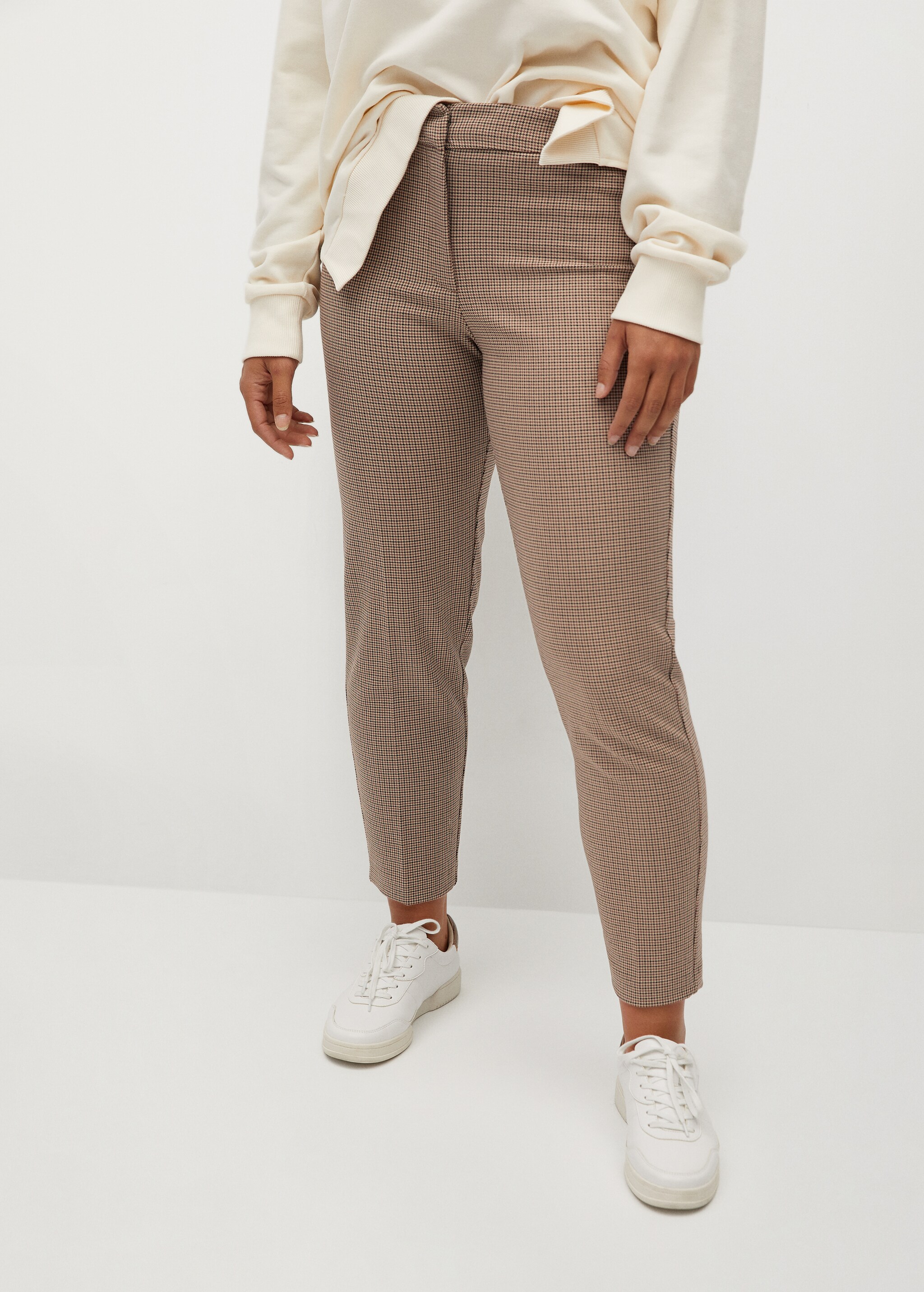 Slim-fit cropped trousers - Medium plane