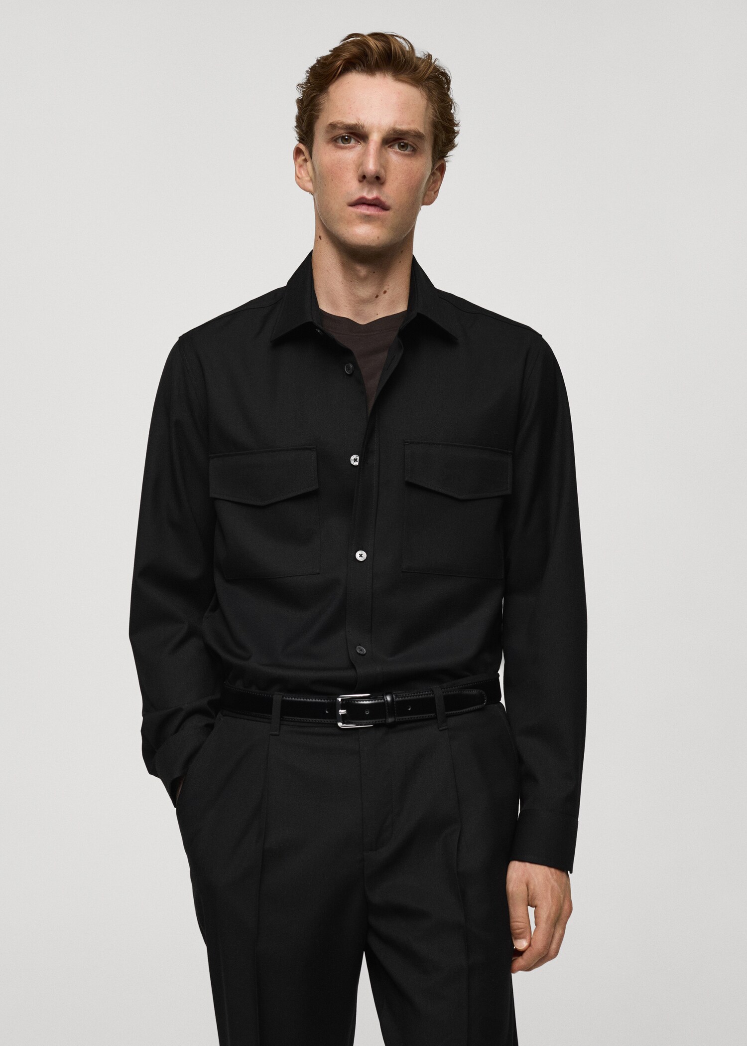 Sobrecamisa regular fit bolsillos - Plano medio