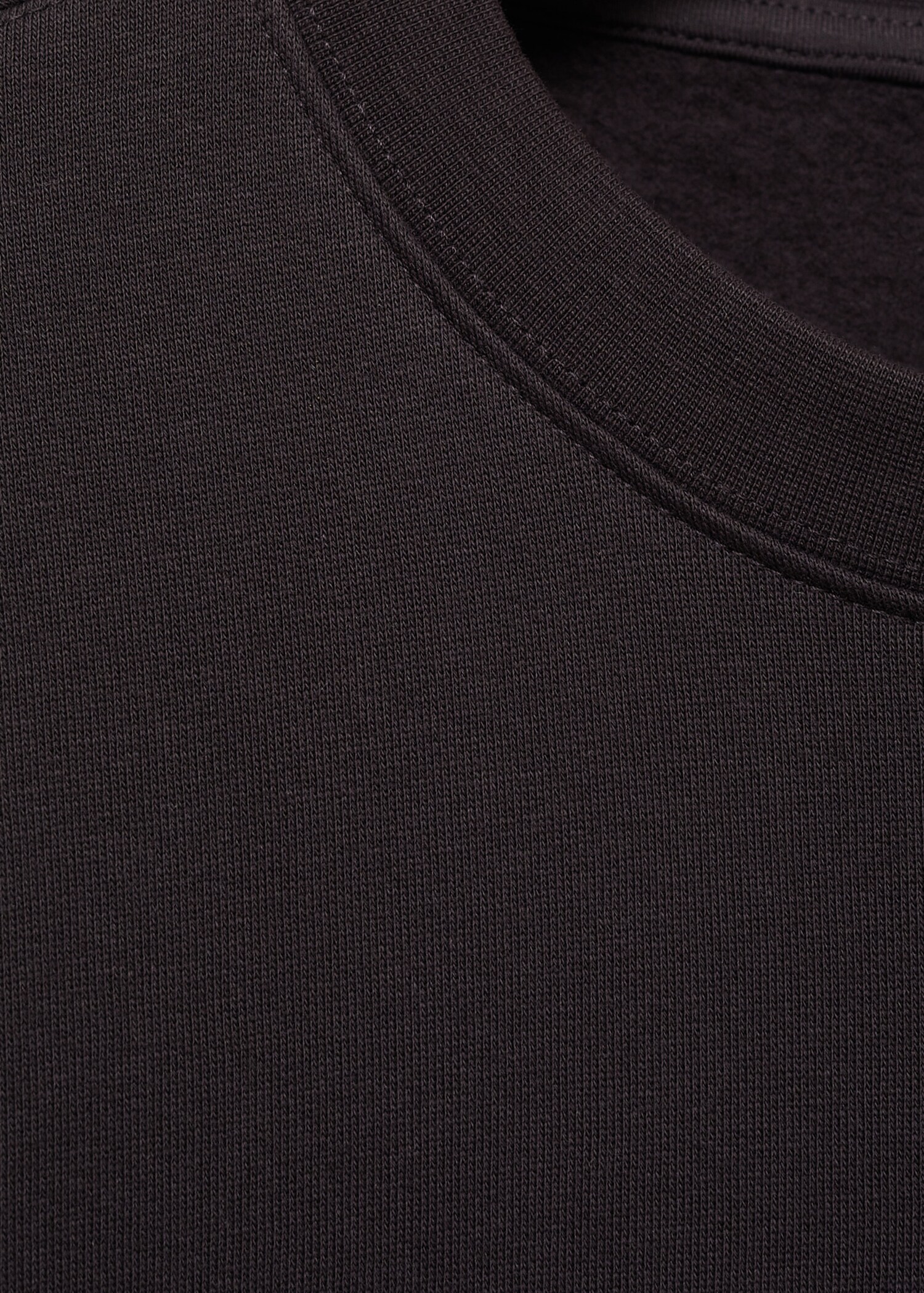 Dessuadora 100% cotó detall brodat - Detall de l'article 0