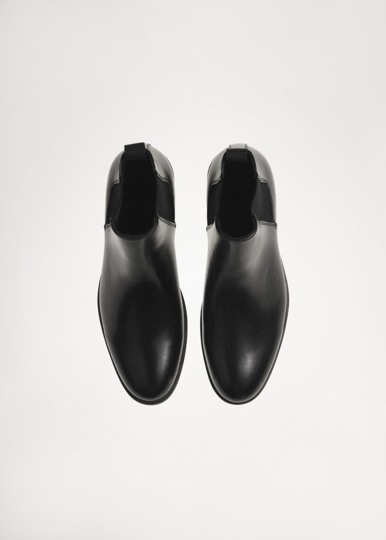 Polished leather chelsea boots - Details of the article 5