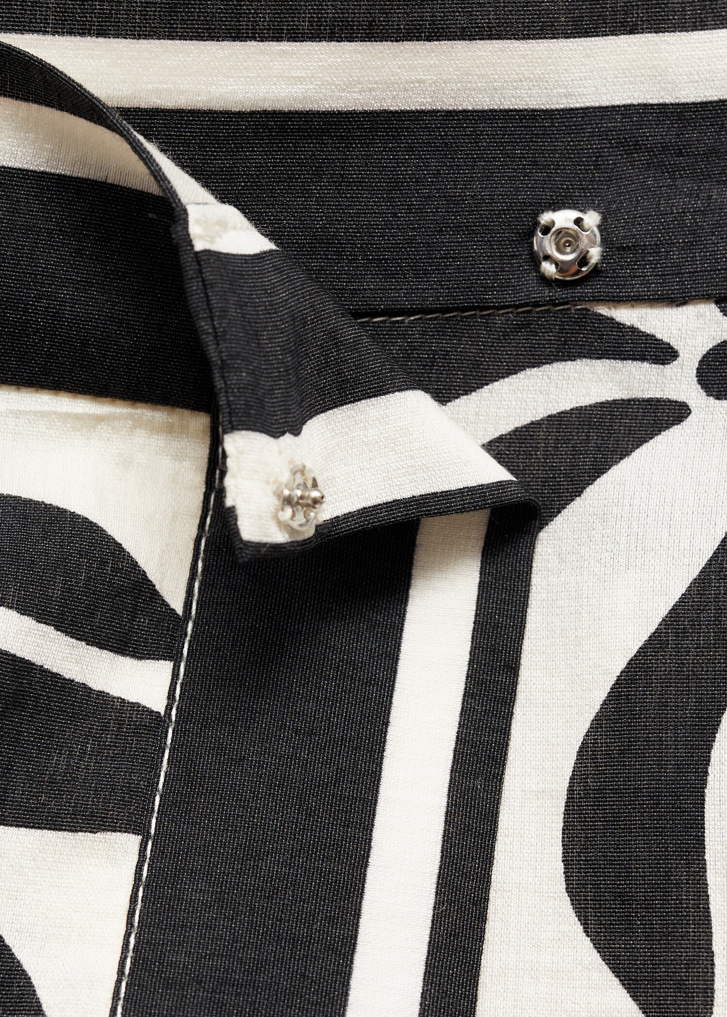 Floral-print wrap skirt - Details of the article 0