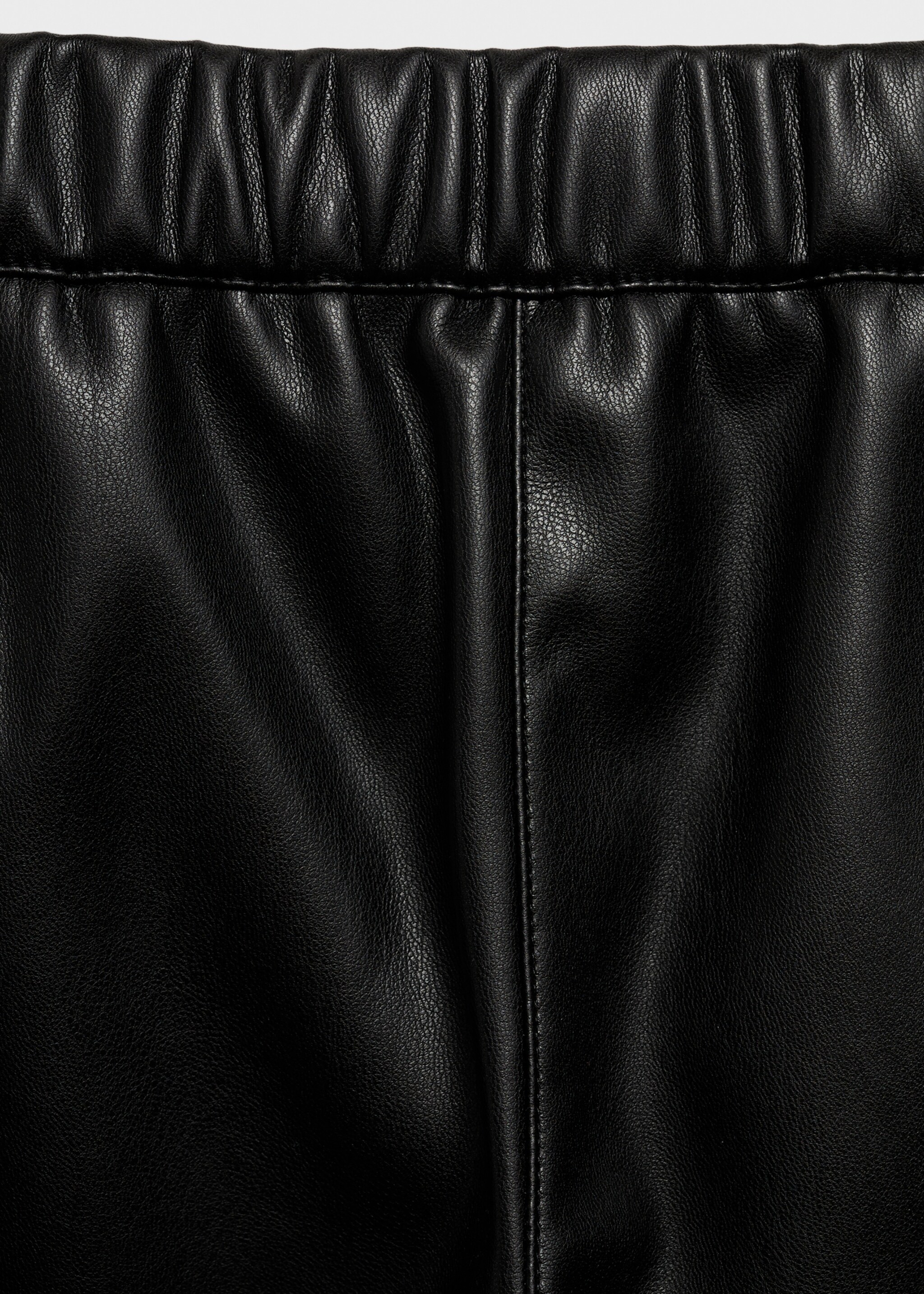 Pantalons imitació pell - Detall de l'article 0, Negre. Ref: 77095992-00.