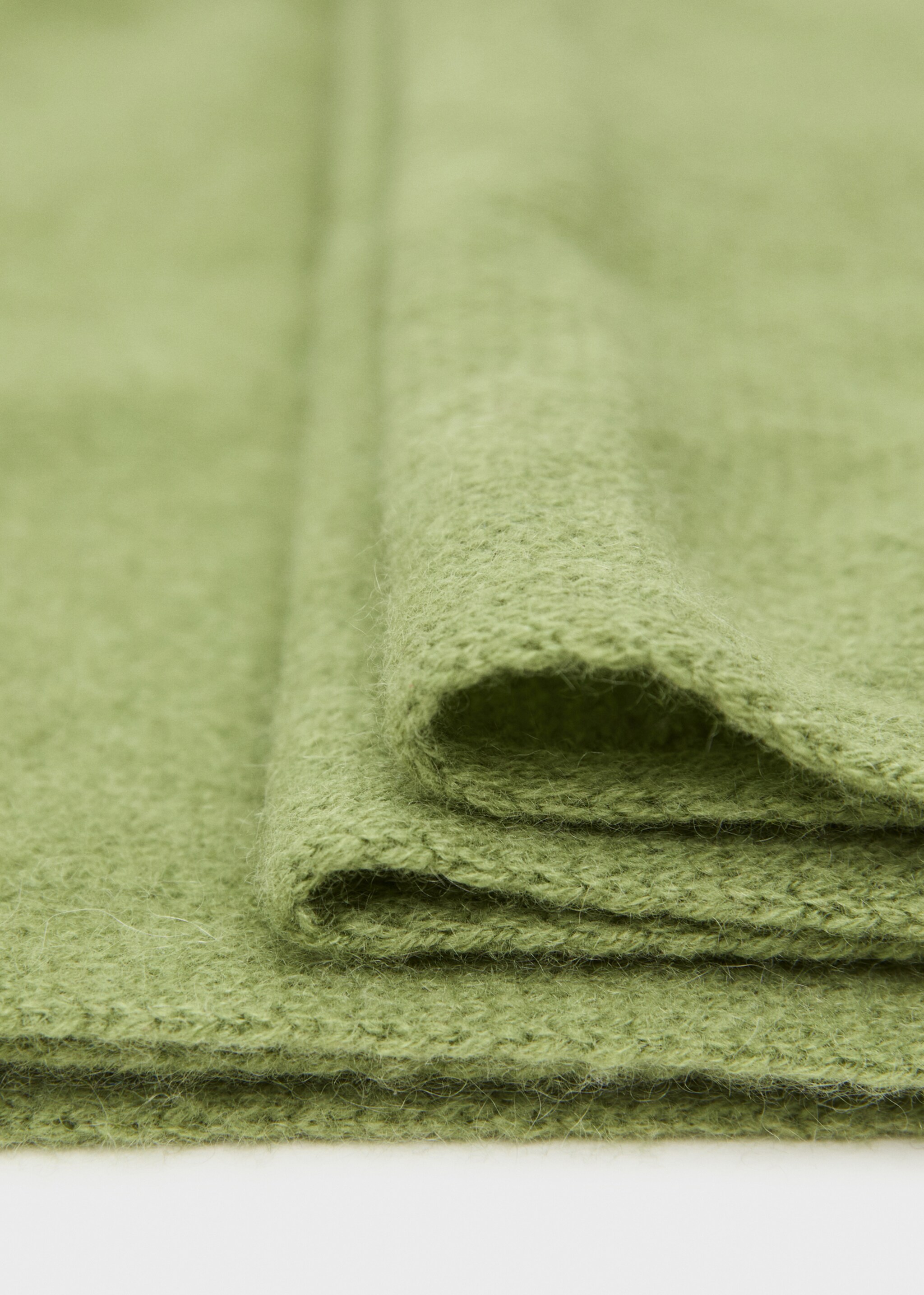 100% cashmere scarf - Medium plane, Green. Ref: 77096720-00.