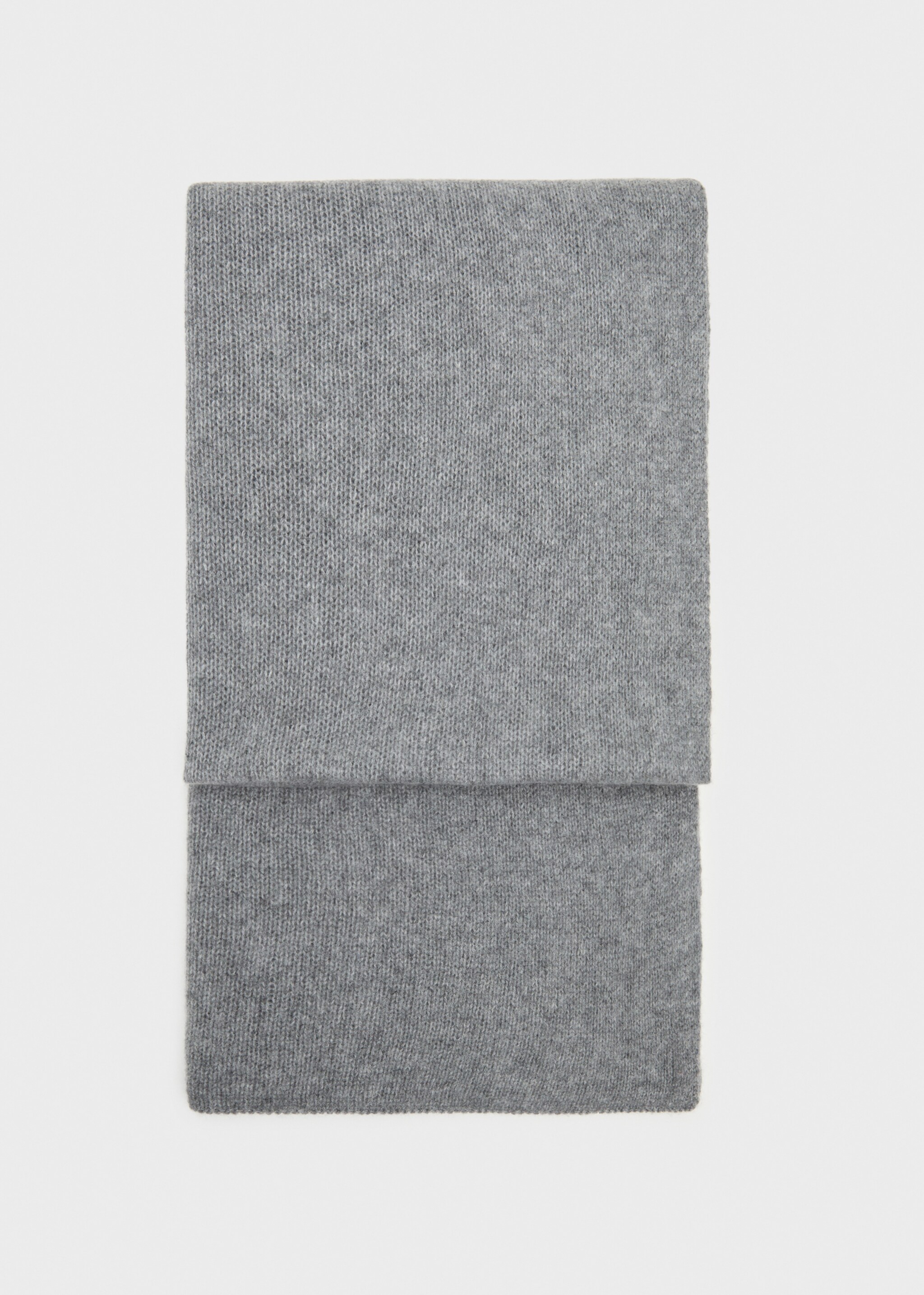 100% cashmere scarf - Article without model, Medium Heather Grey. Ref: 77096720-00.