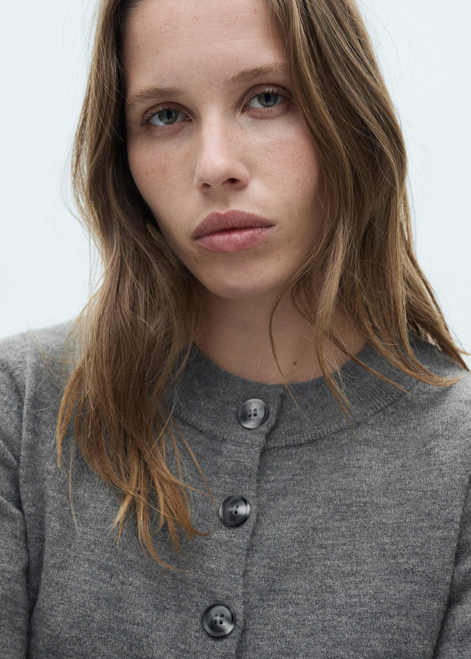 Cardigan de gola redonda com botões - Pormenor do artigo 1