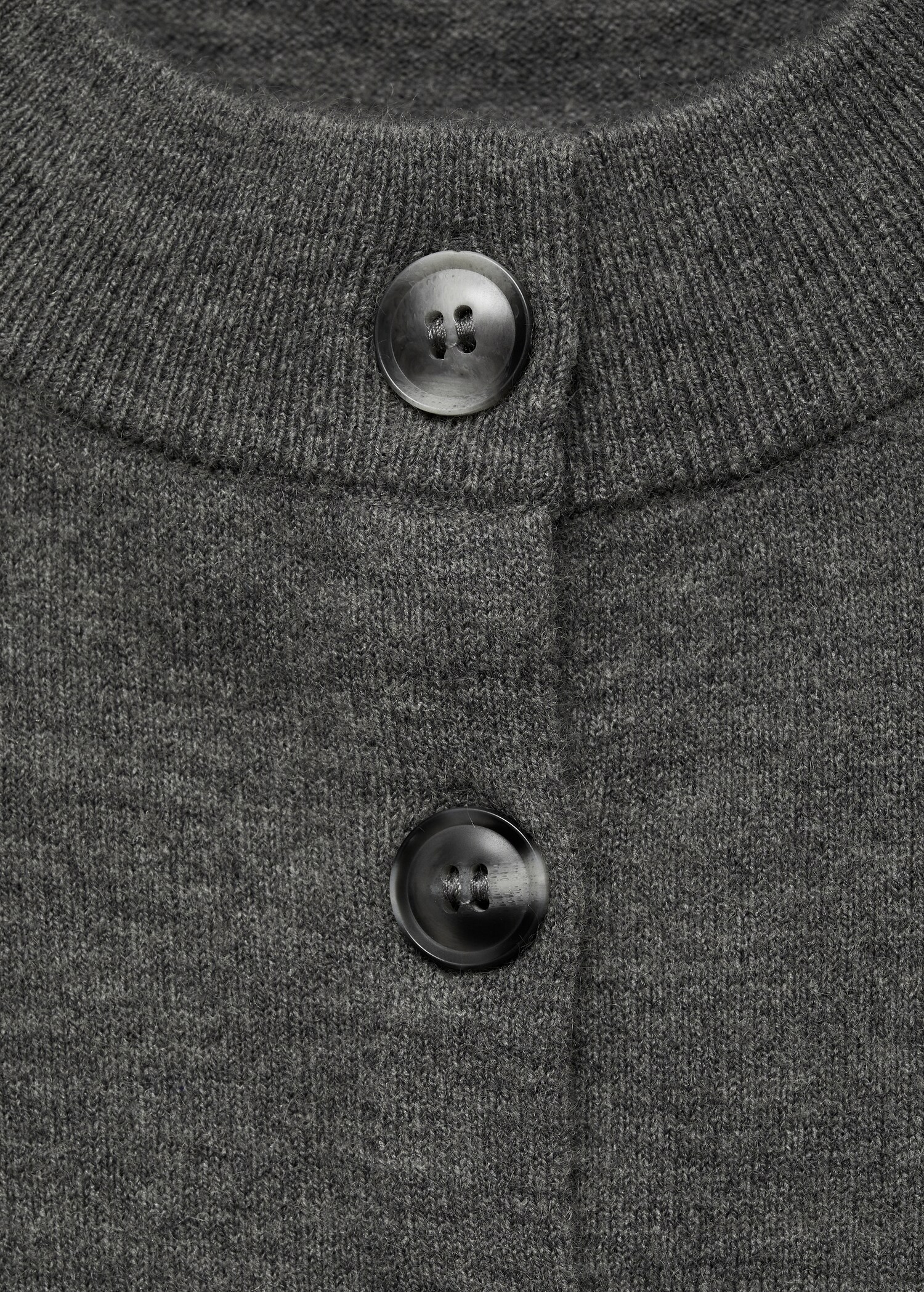 Cardigan de gola redonda com botões - Pormenor do artigo 8
