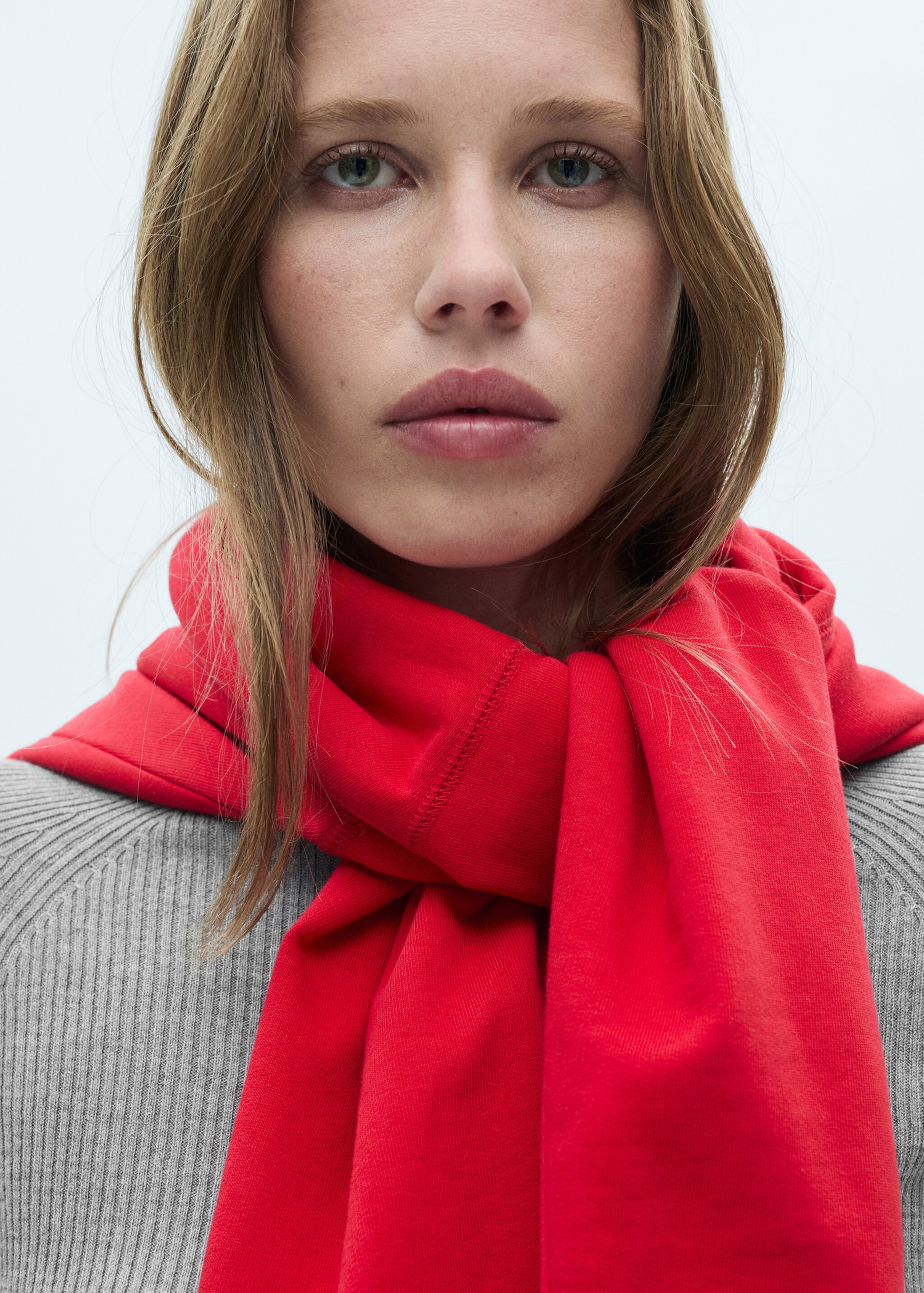 Fine ribbed-knit sweater - Details of the article 1, Light Heather Grey. Ref: 77096724-00.