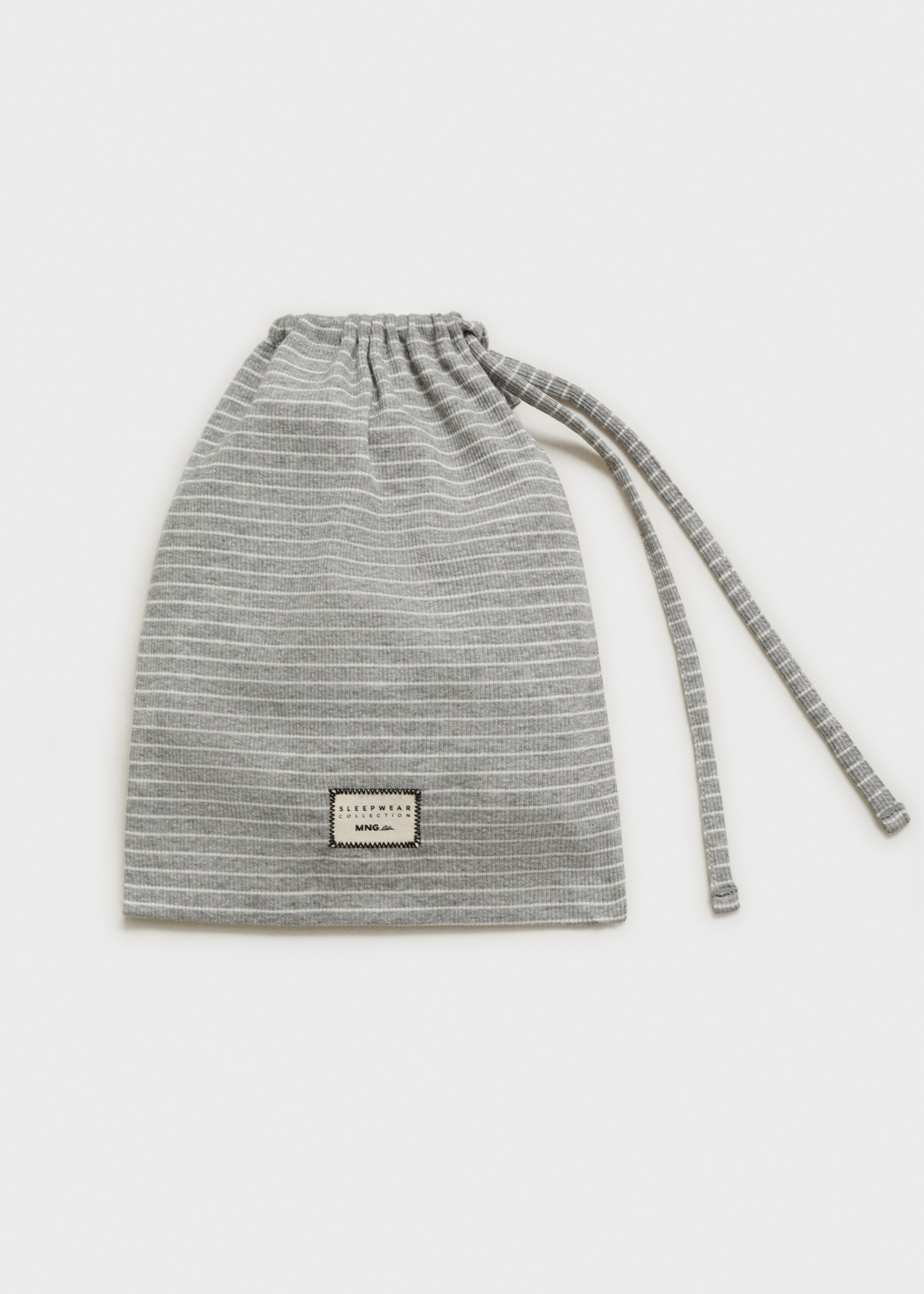 Striped long pyjamas - Details of the article 0
