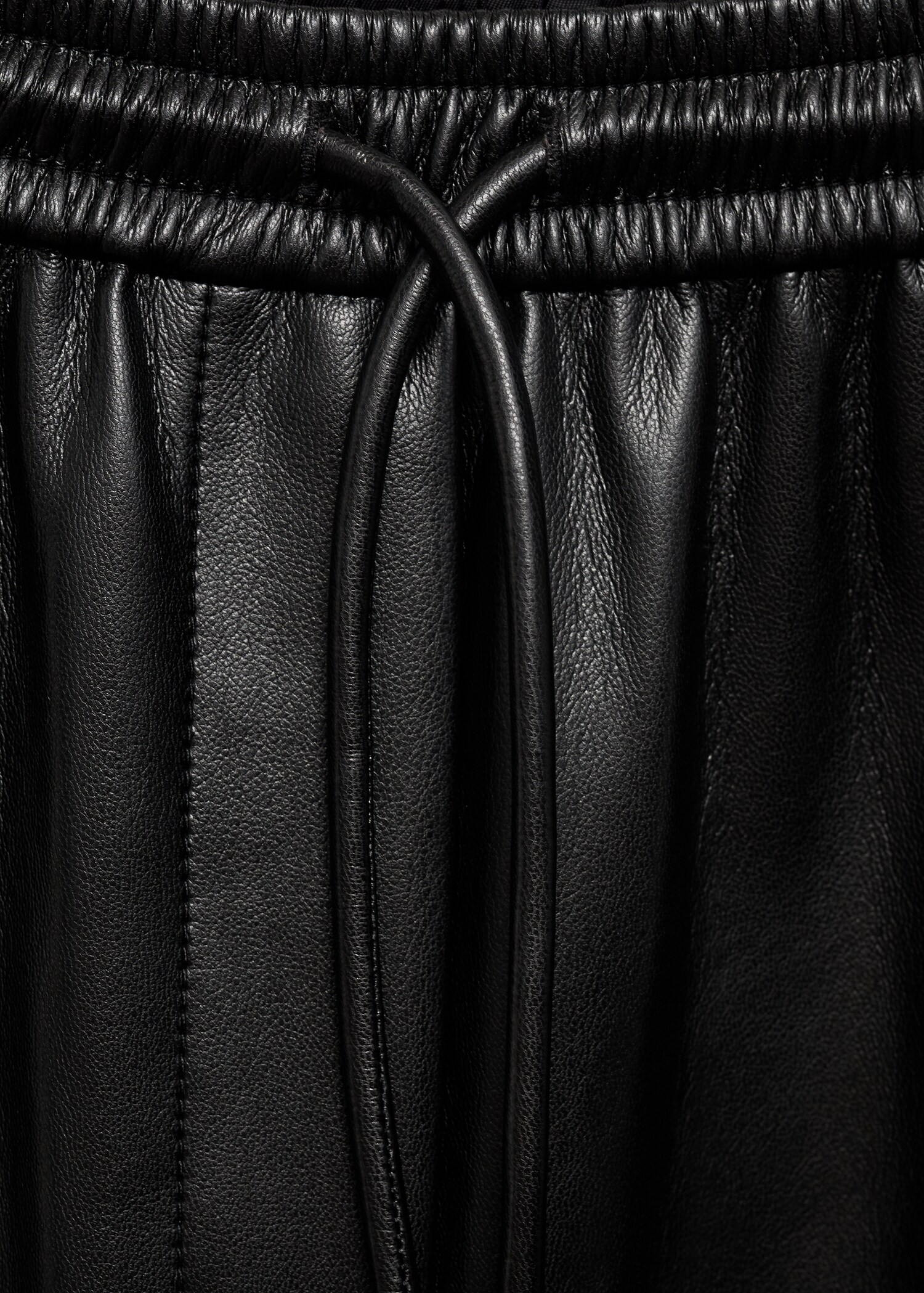 Hose mit Stretchbund und Leder-Effekt - Detail des Artikels 8