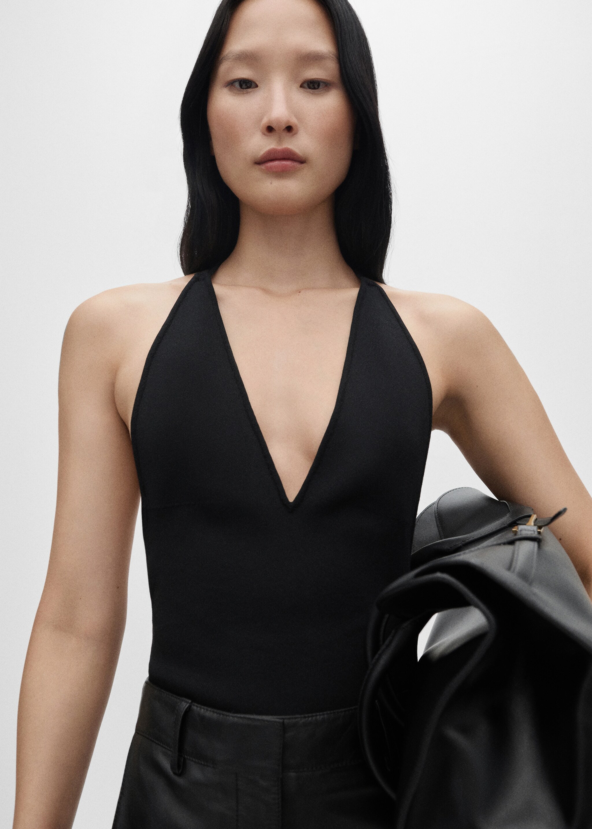 Knitted bodysuit with open back - Medium plane, Black. Ref: 77096746-00.