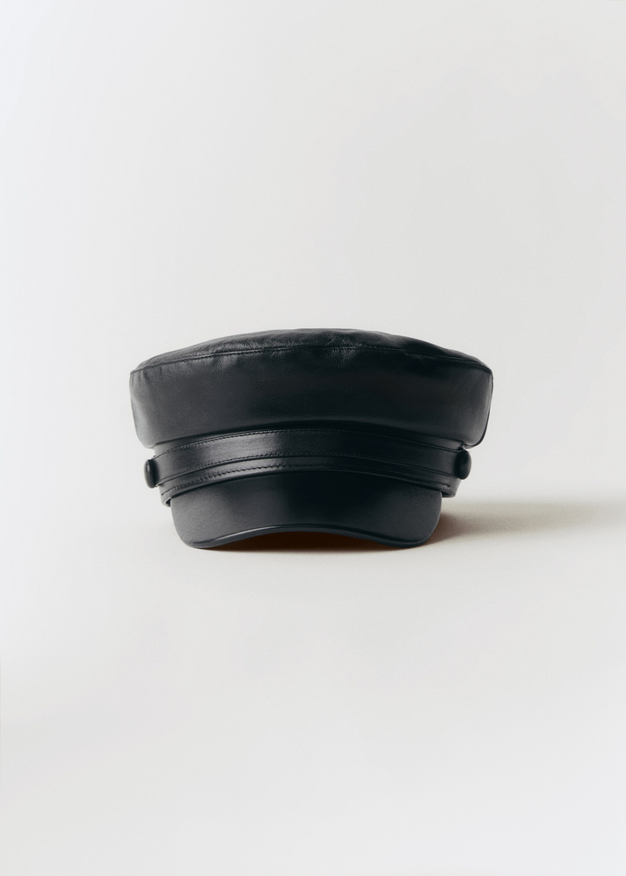 100% leather baker's cap - Medium plane, Black. Ref: 77096749-00.