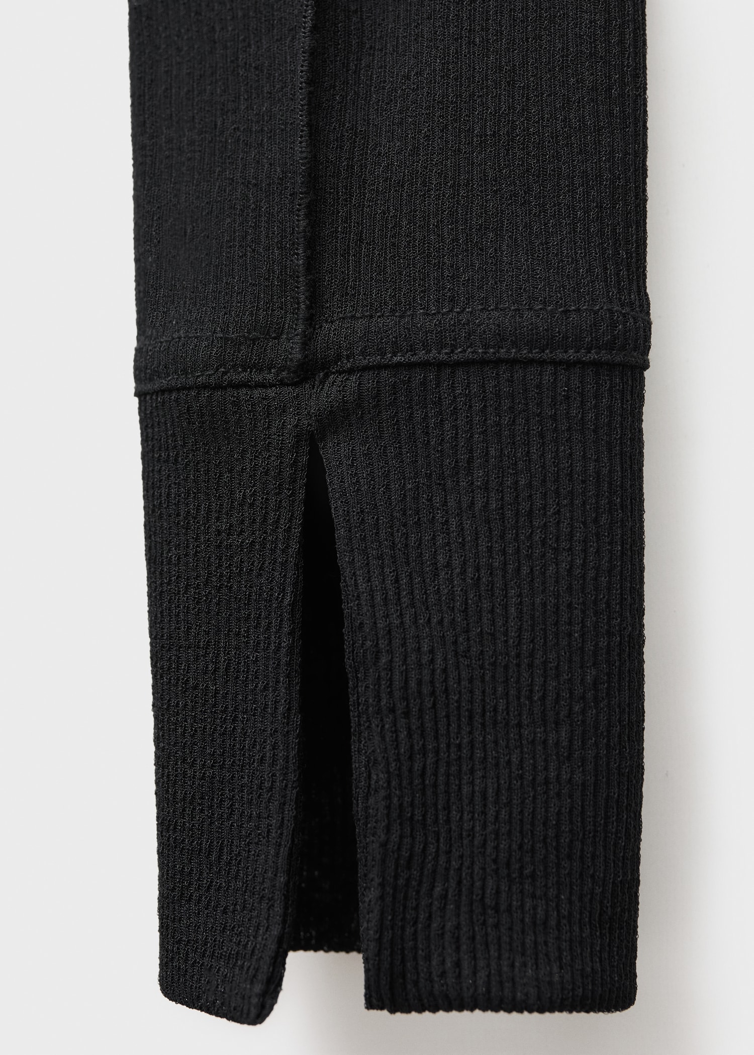 Long-sleeved fitted shirt - Details of the article 0