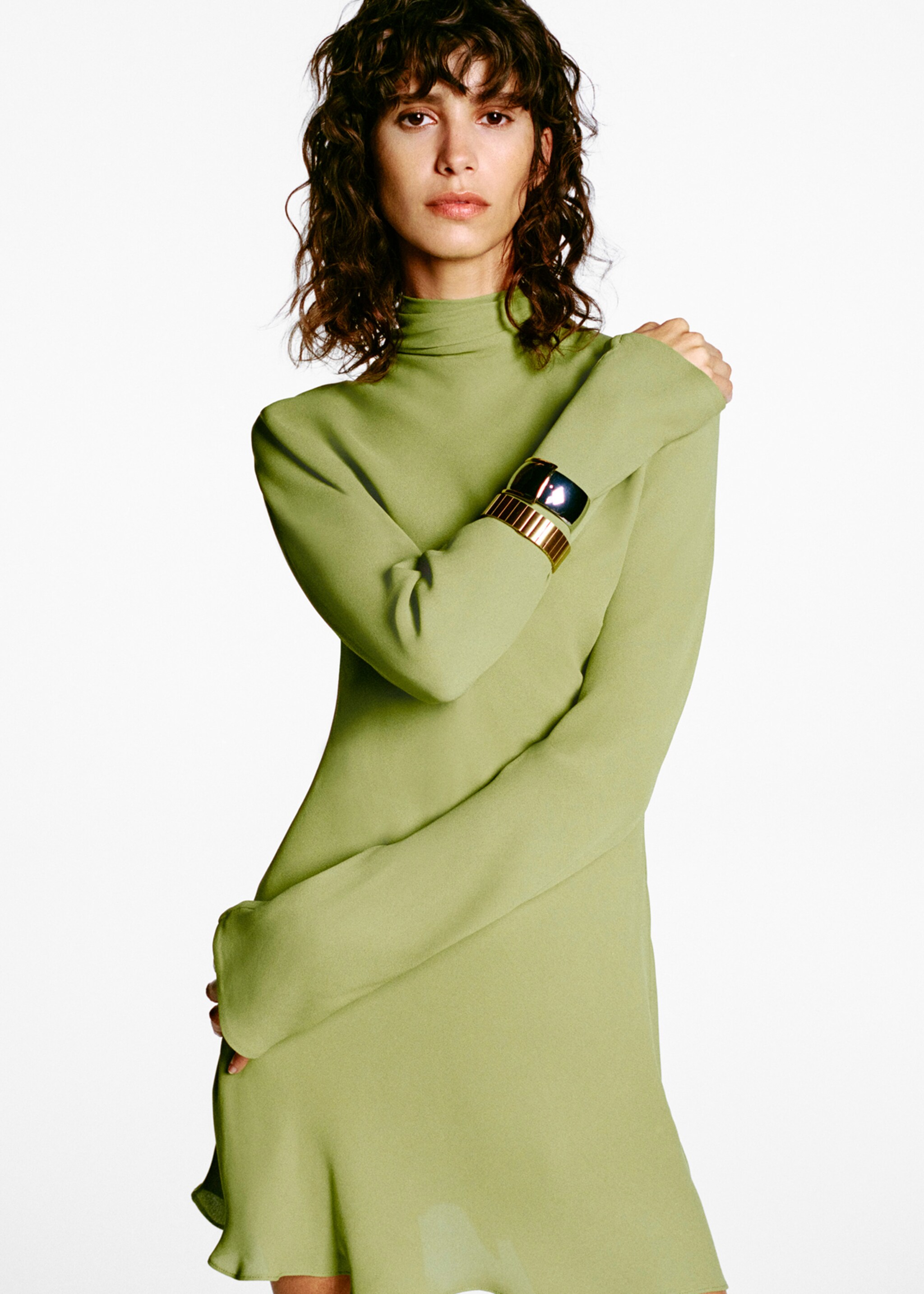 Chiffonkleid mit Schleifendetail - Detail des Artikels 7, Khaki. Ref: 77096763-00.