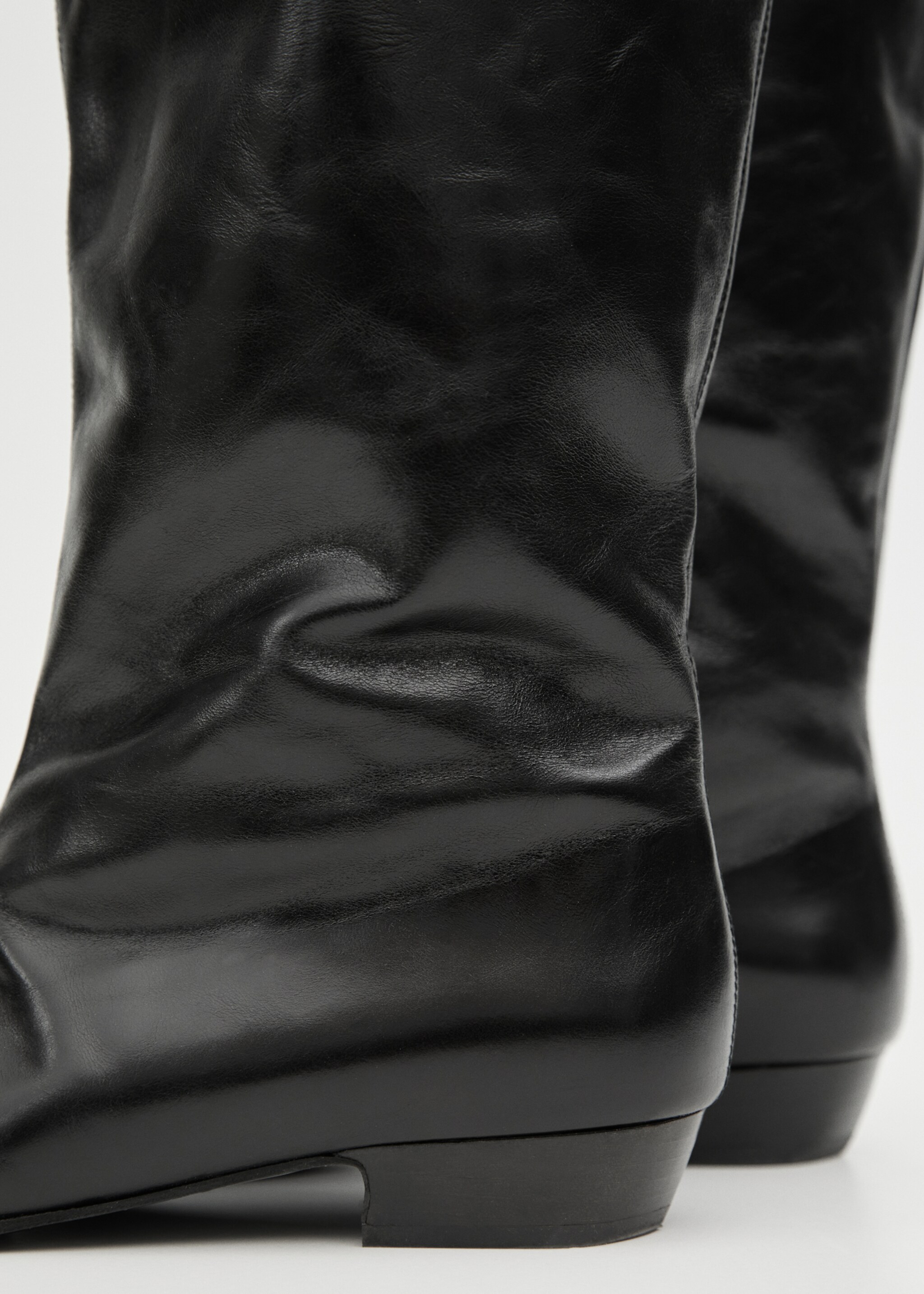 Bota alta piel - Detalle del artículo 2, Negro. Ref: 77096764-00.