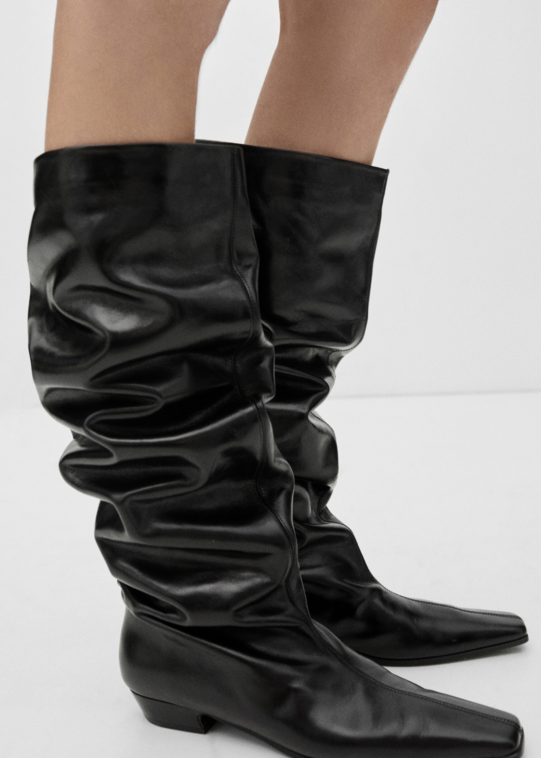 Bota alta piel - Detalle del artículo 9, Negro. Ref: 77096764-00.