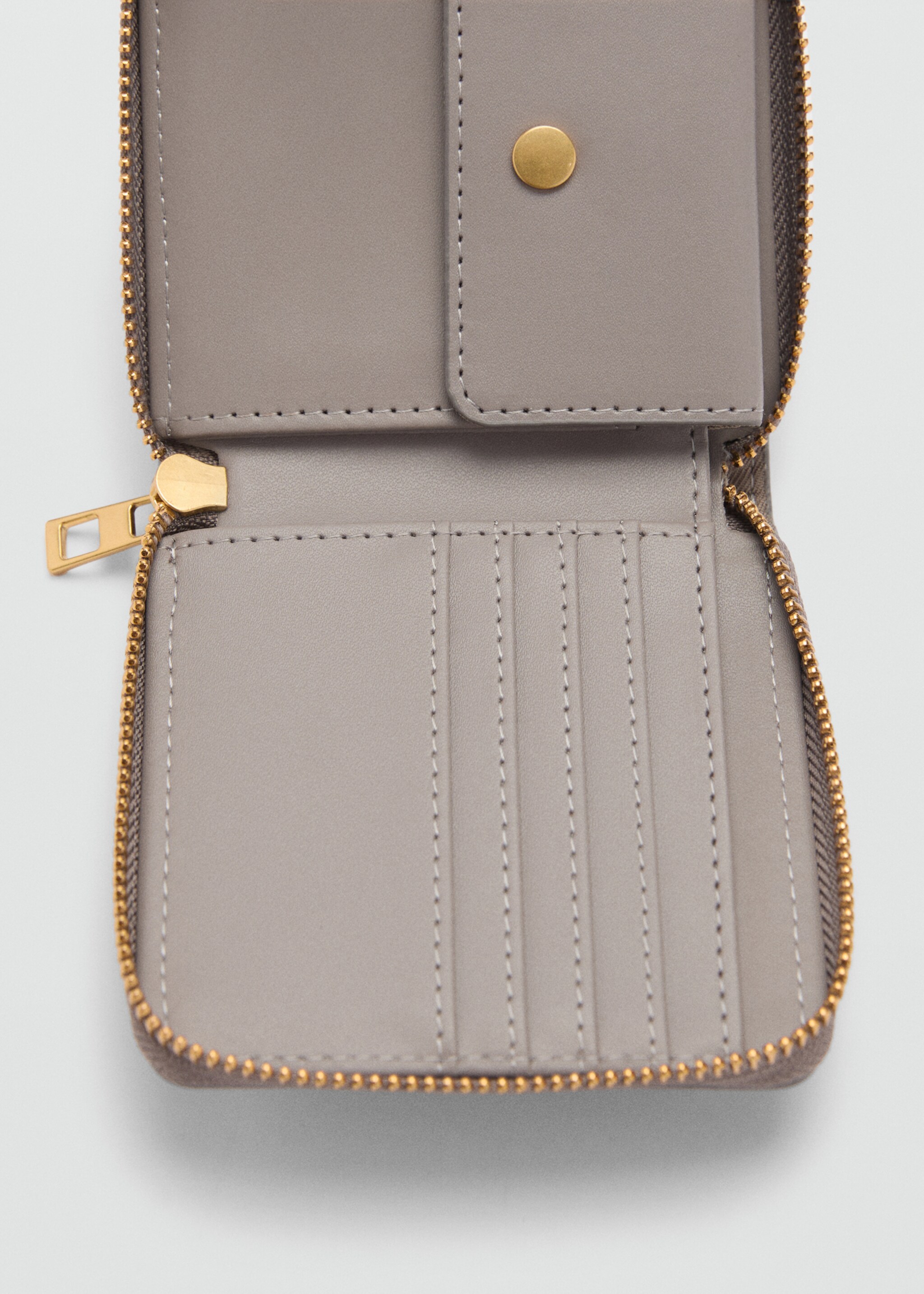 Leather-effect wallet - Details of the article 1