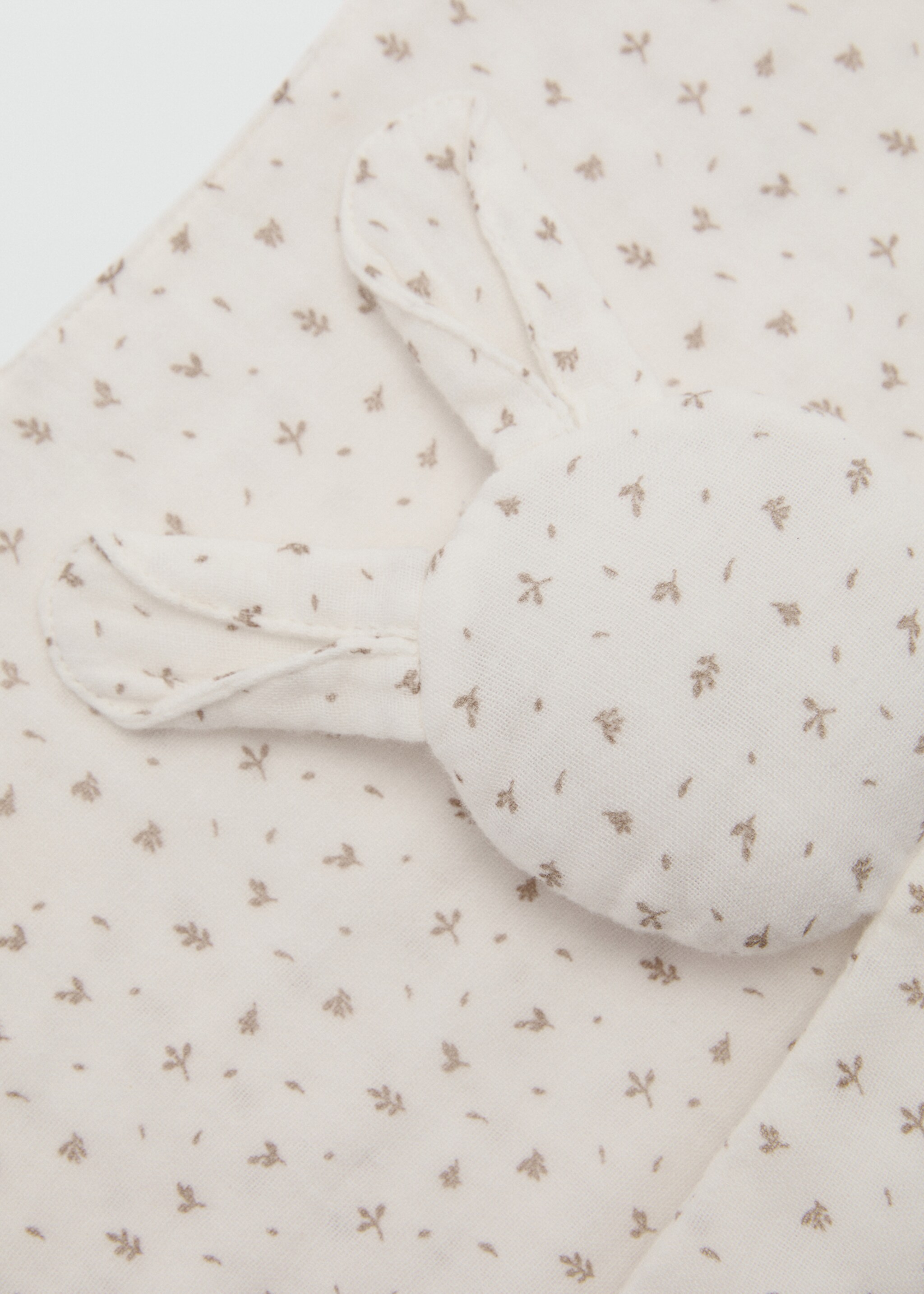 Baby doudou - Details of the article 2, Sand. Ref: 77097127-00.