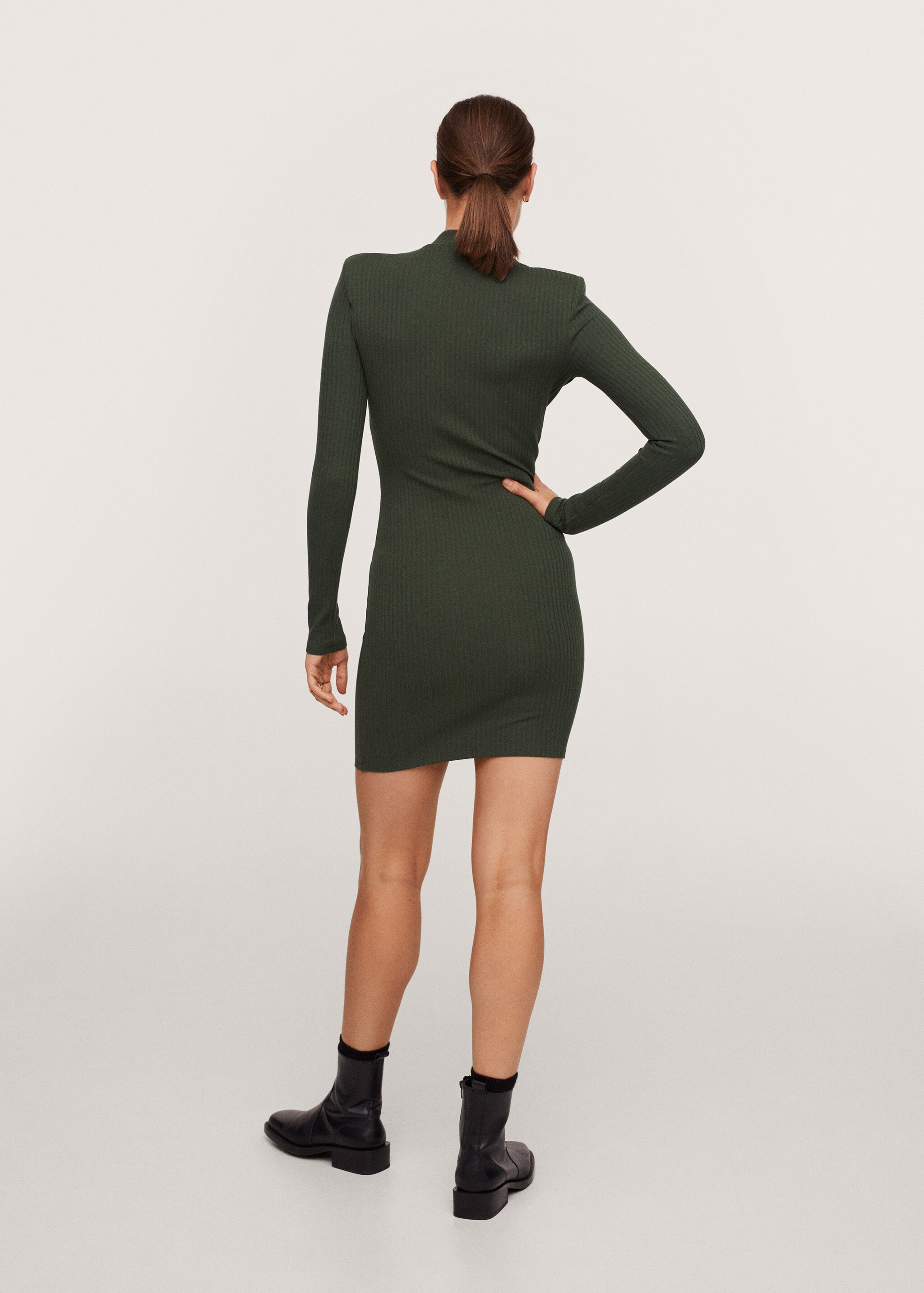 Vestido corto canalé - Reverso del artículo