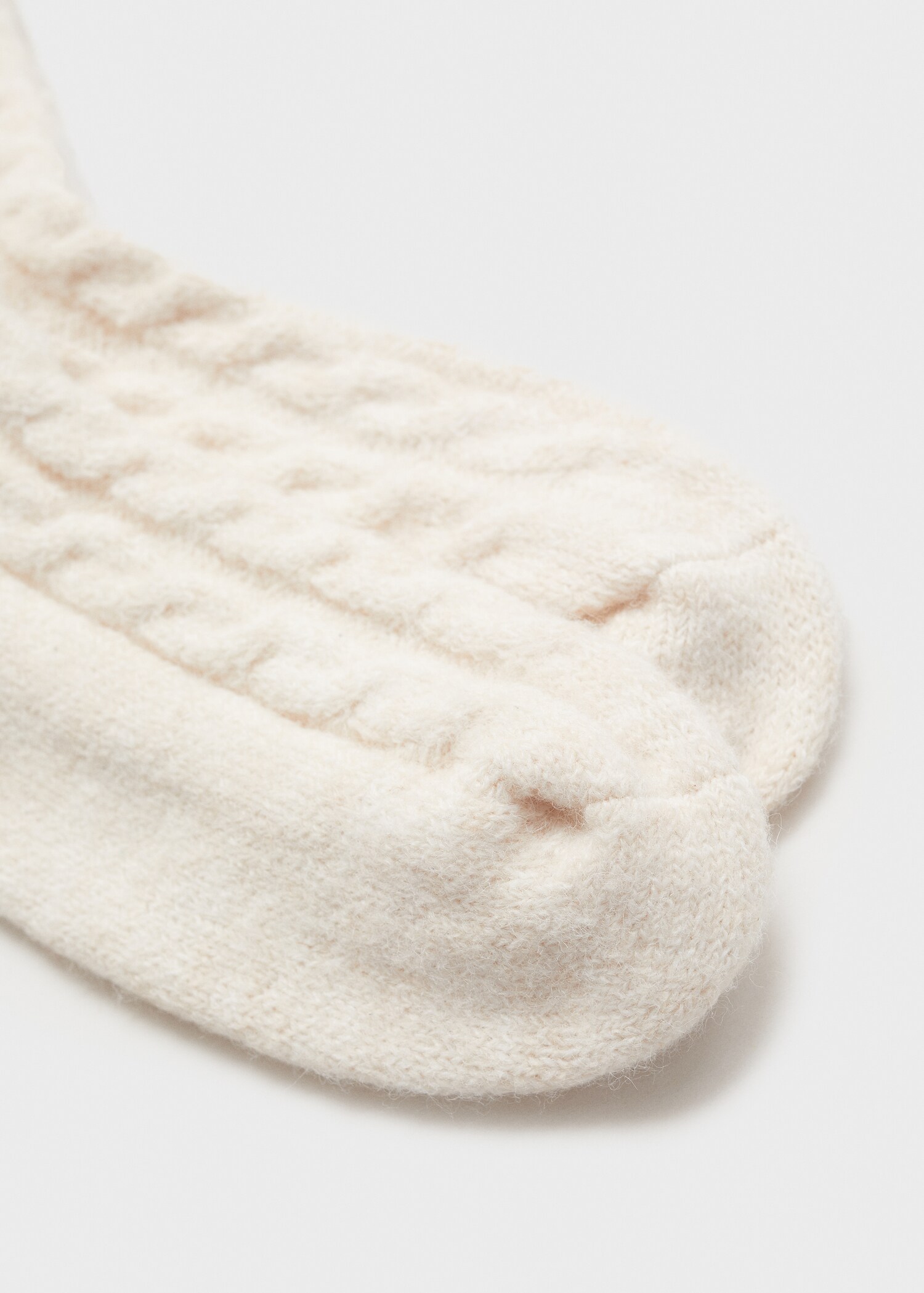 Chunky-knitted braided socks - Reverse of the article
